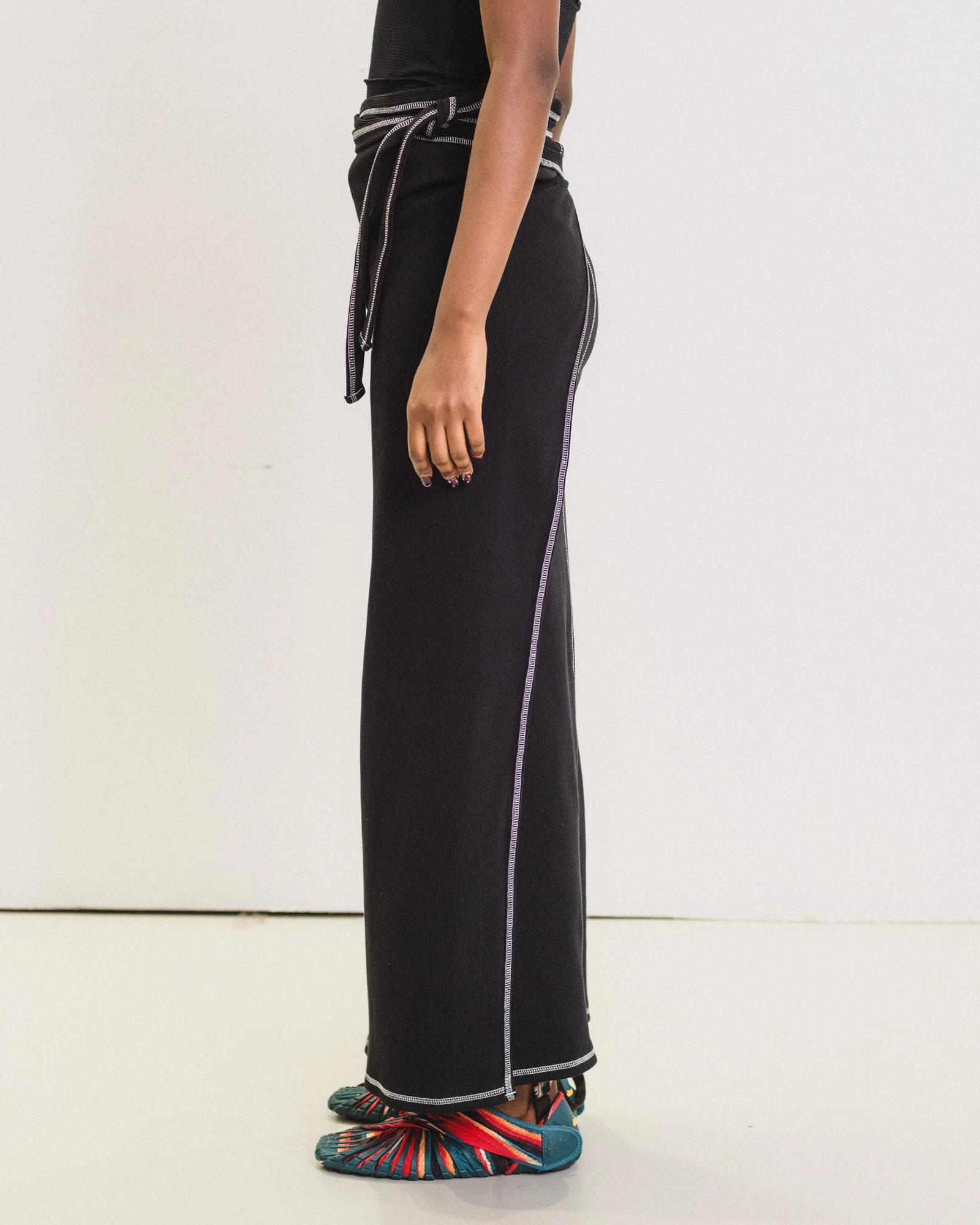 BASERANGE Fall/Winter 25 BRIG SKIRT (BAS-SSBR-CR-AU25-Black) - Image 10