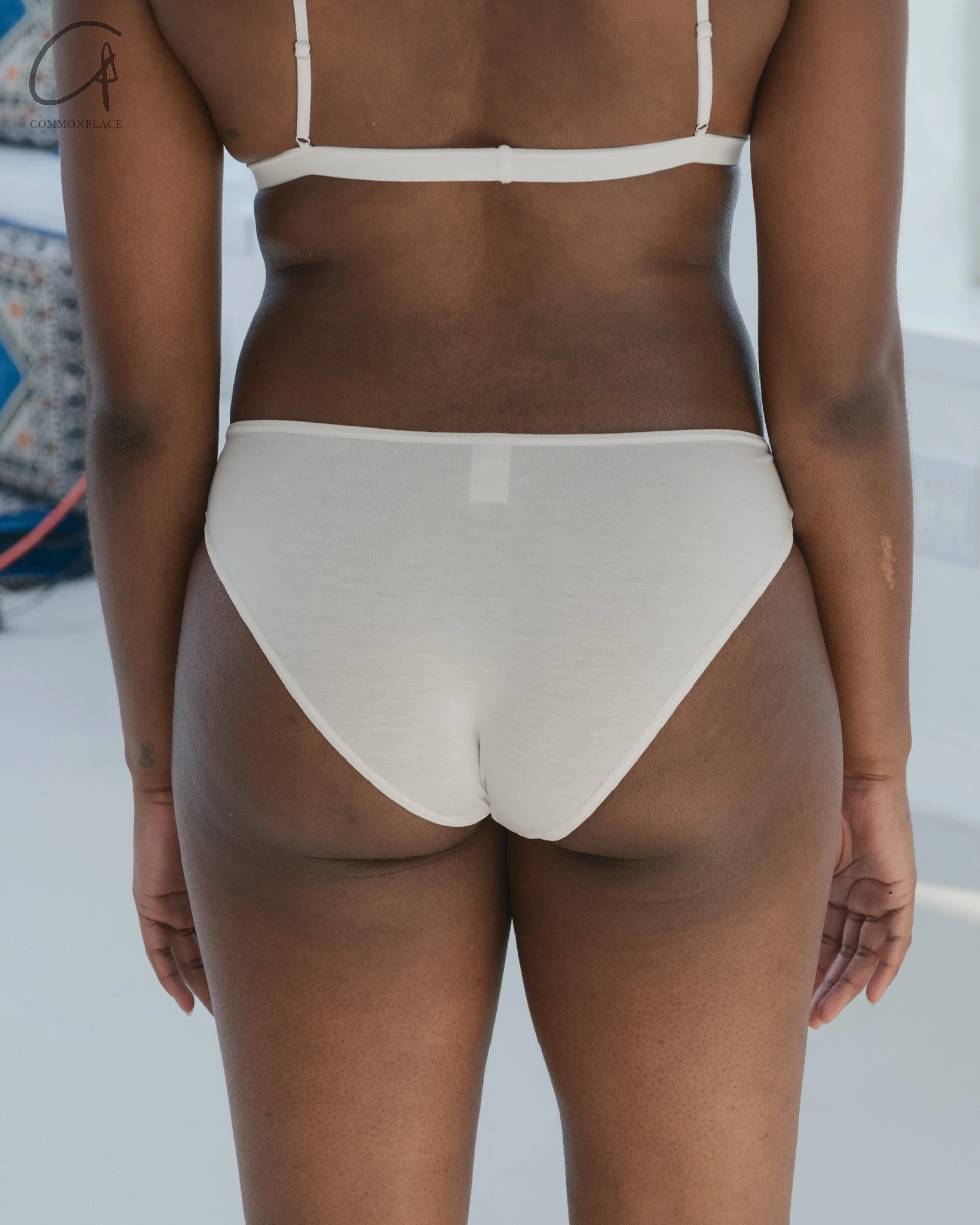 BASERANGE Flared Shorts UNBE Collection France Portugal BAS-UNBE-BL-000-UNDYED - Image 5