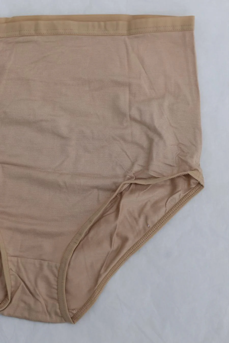 Baserange high -waisted flared shorts Unhw haptic - Image 2