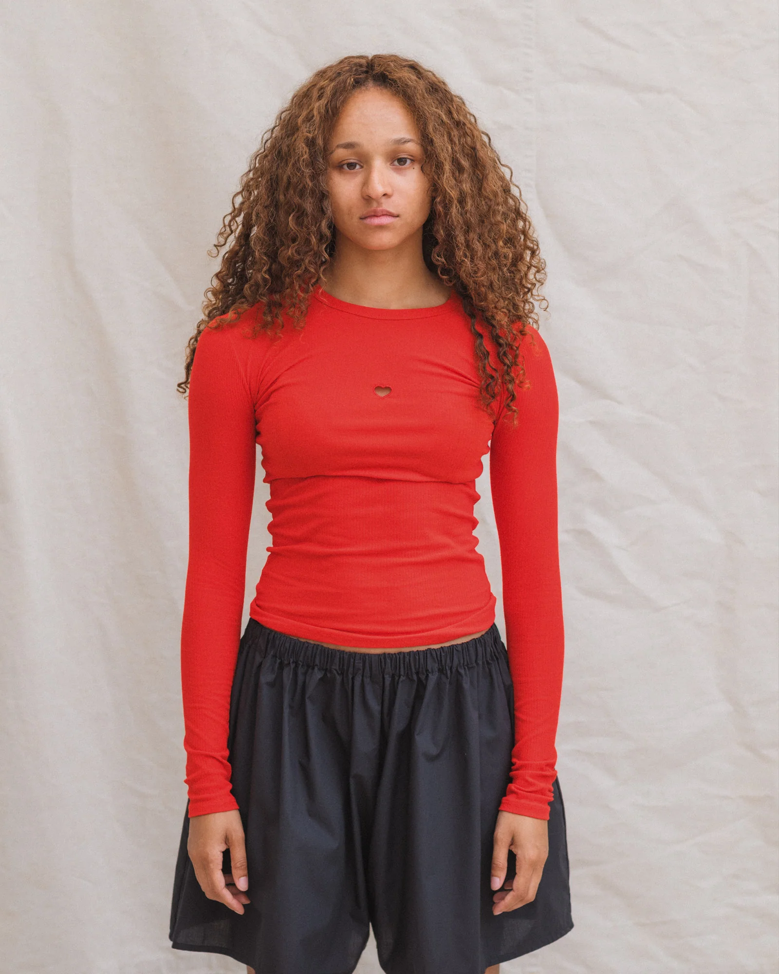 BASERANGE Hollow heart-shaped round neck slim long-sleeved T-shirt bottoming shirt TOHLS MY RED - Image 8
