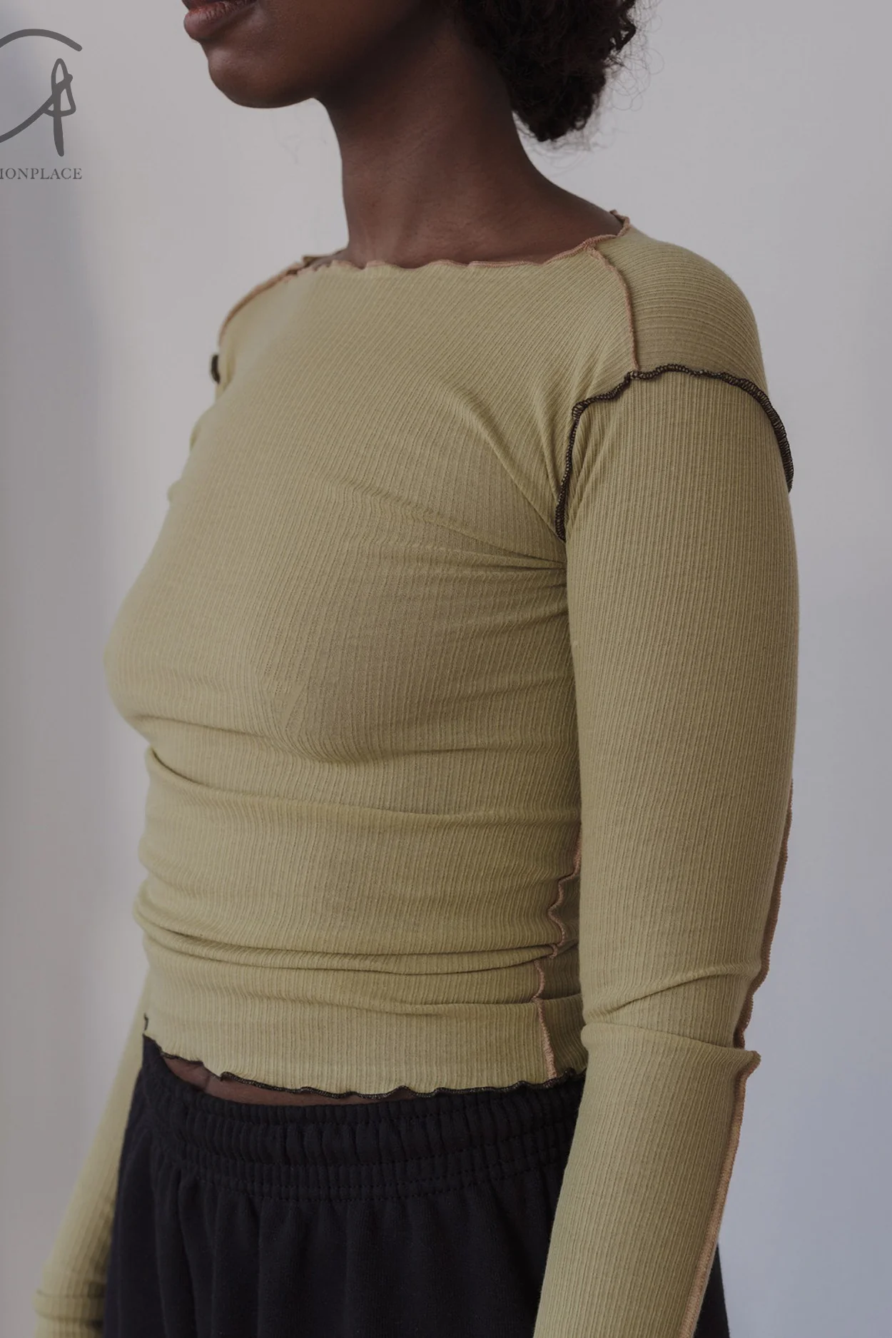 BASERANGE Ribbed Long Sleeve Top T-shirt TTVL Collection France BAS-TTVL-RB-AU23-HUILV Gray Green - Image 9