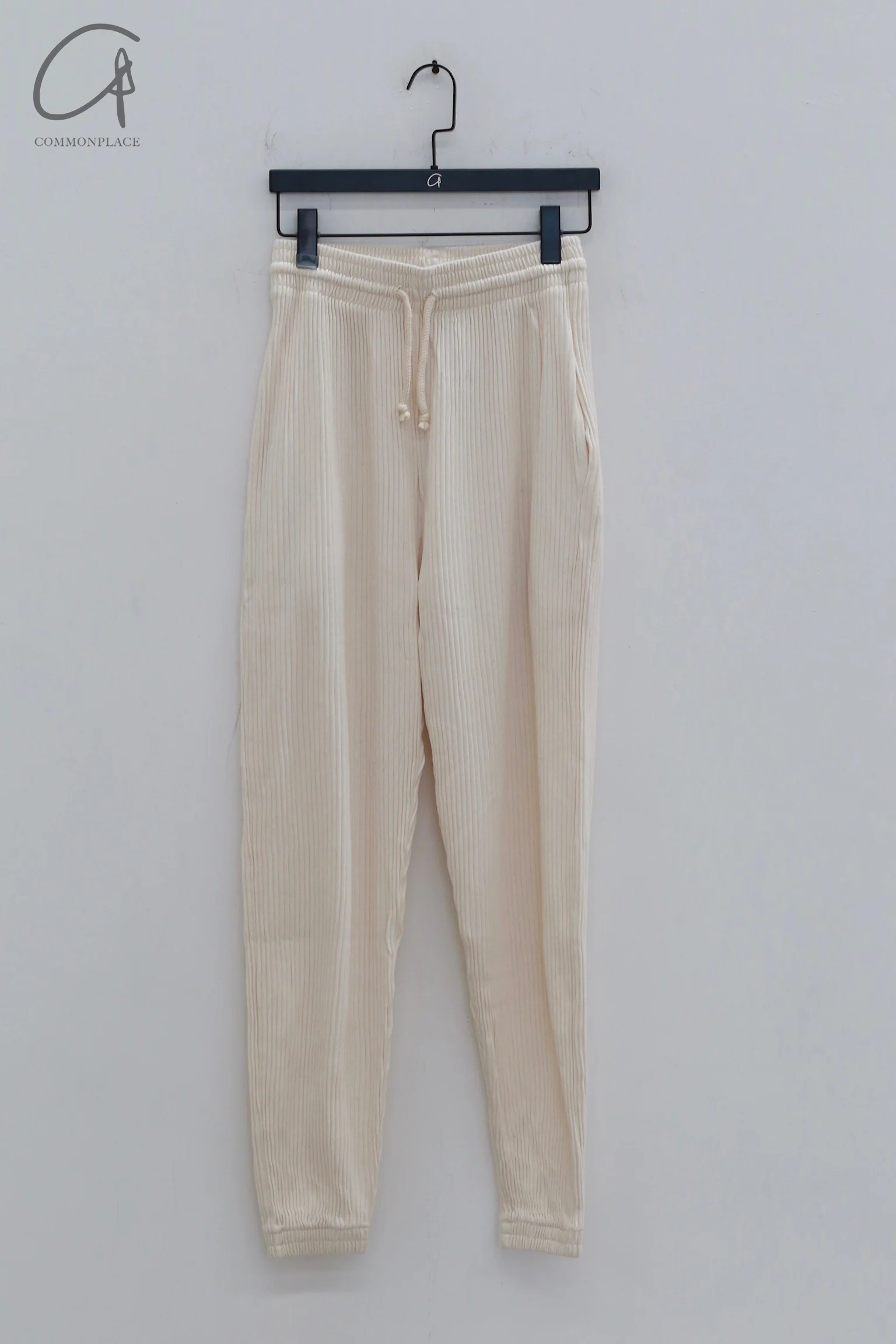 BASERANGE Loose-fitting sports casual pants Made in Portugal BAS-FSPRI000-HUIBAI Off-white FSP