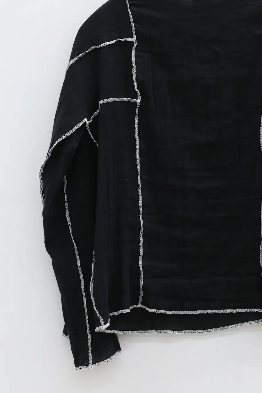 BASERANGE Pleated Linen Cotton Top TOSK-LC-AU23 Black - Image 3
