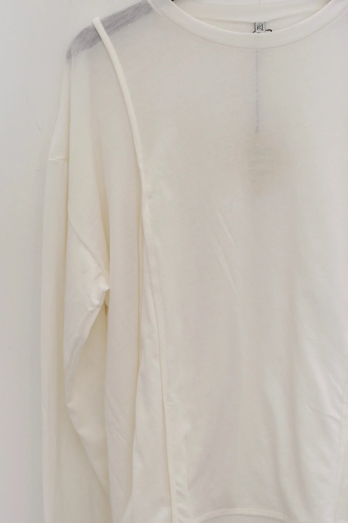 BASERANGE SP26 Loose Long-Sleeve T-Shirt BAS-TTMLS-CS-SP26-OW (Off White) - Image 2
