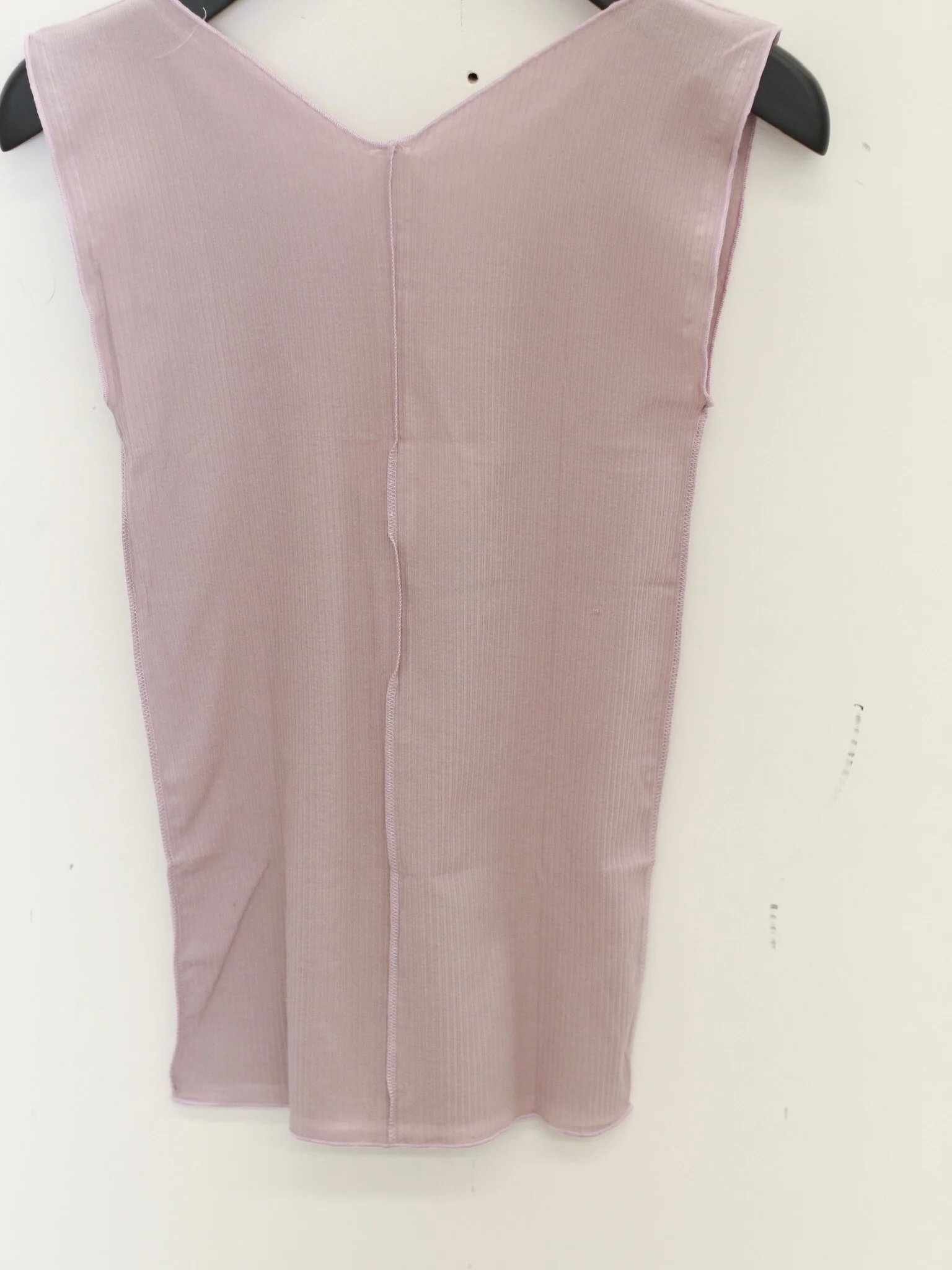 BASERANGE SP26 Silk Camisole, France BAS-TTPT-CR-SP26-PG (VERBE PRUPLE/GREEN) - Image 3