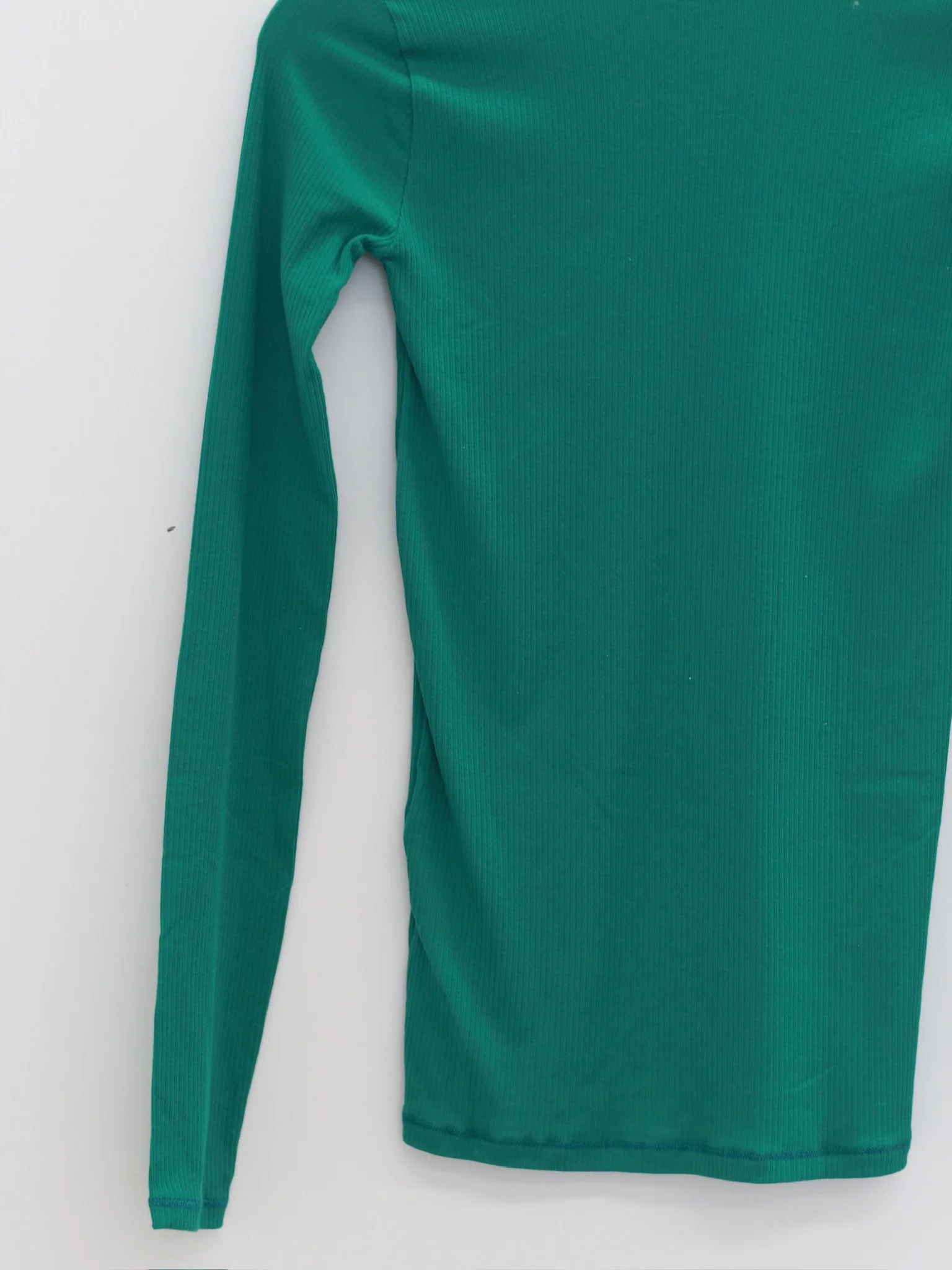 BASERANGE Spring/Summer 2025 Collection: French Organic Cotton Long-Sleeve T-Shirt with Cut-Out Heart Design (BAS-TTHLS-CR-AU25-MIRA GREEN) (TOHLS TTHLS) - Image 3
