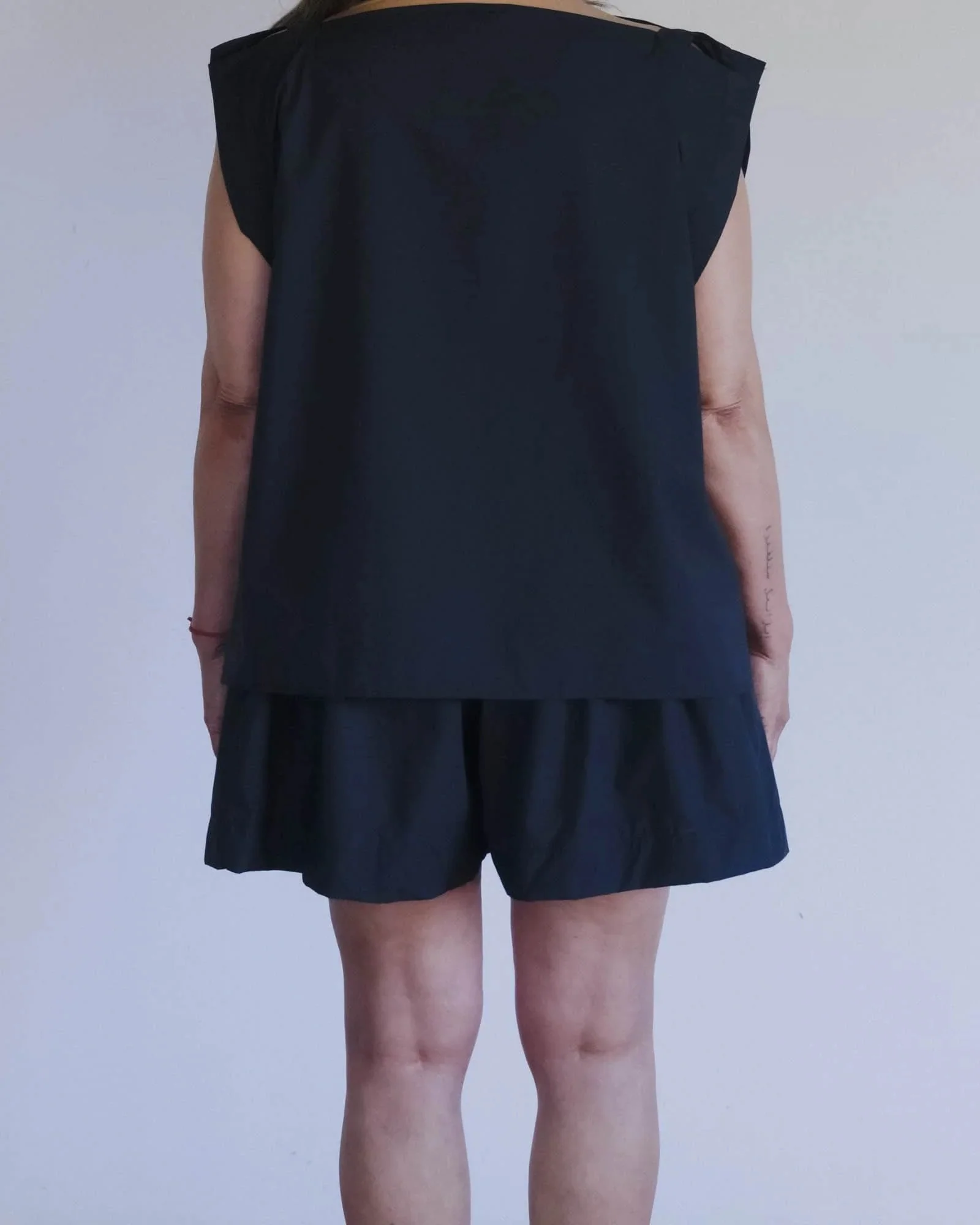 BASERANGE SU26 Cable Knit Shorts BAS-SHCA-PO-SU26-Black - Image 6