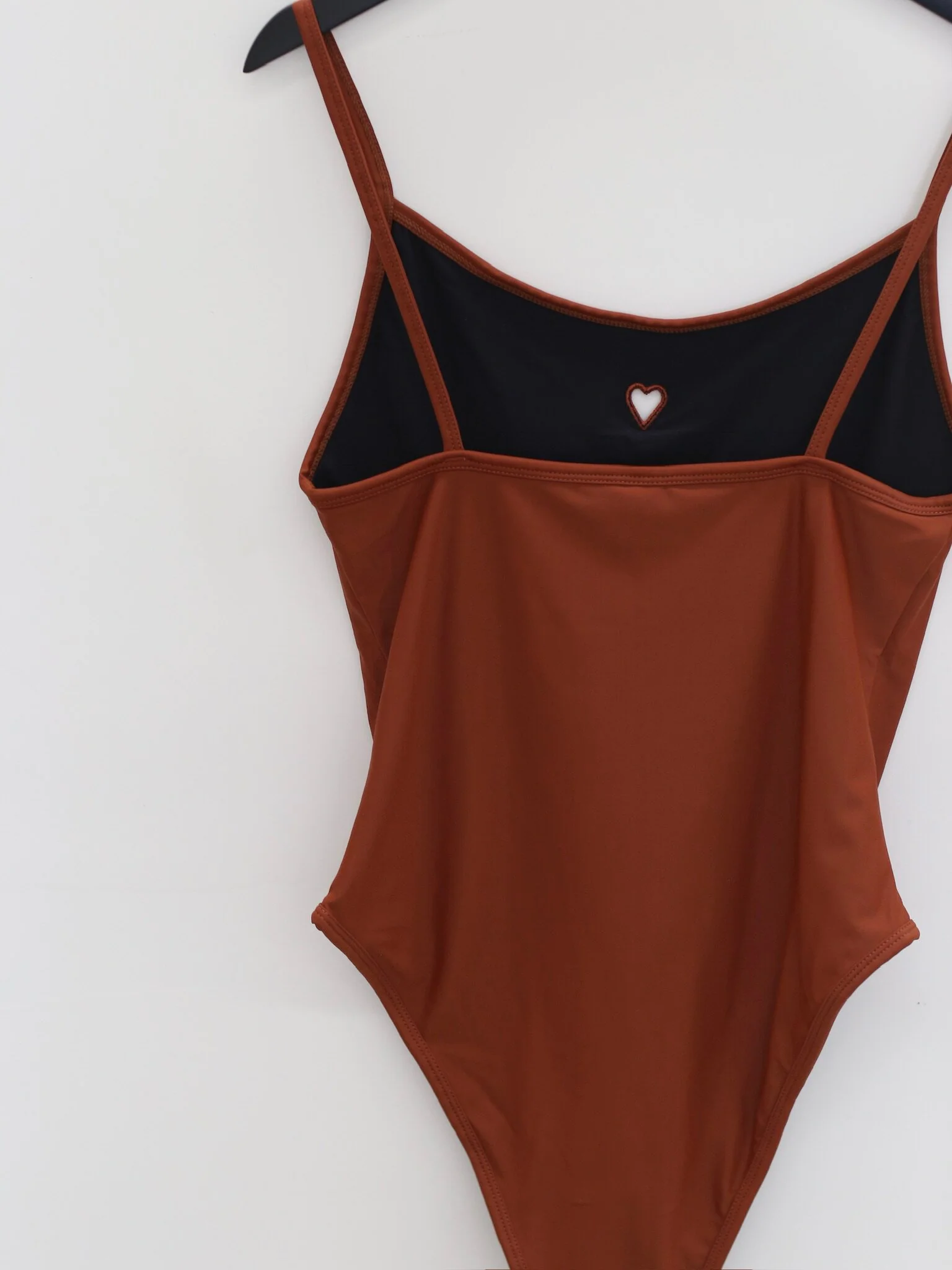 BASERANGE SU26 Heart-Neck Bodysuit BAS-SWHSB-RP-SU26-MAROCCO BROWN - Image 3