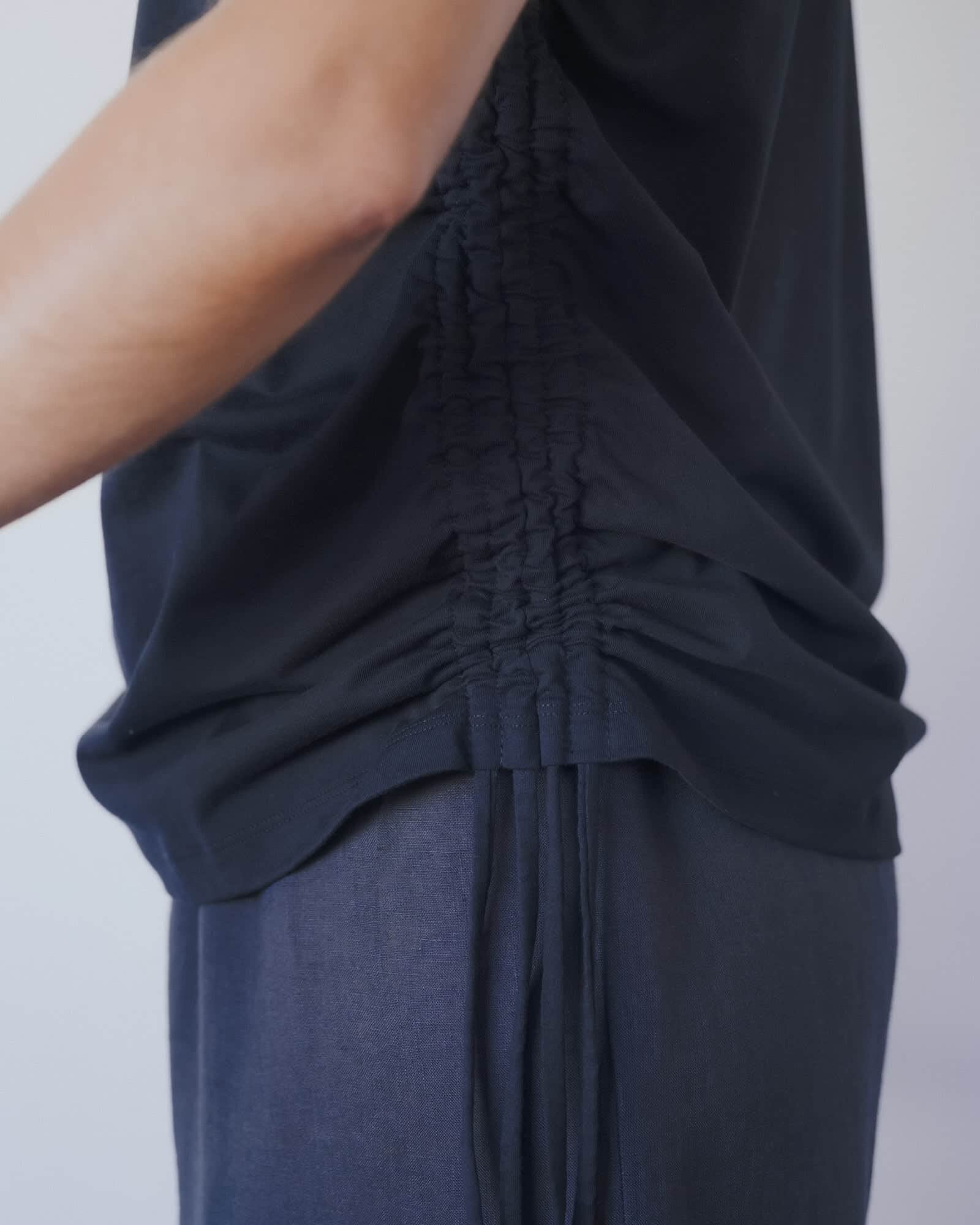BASERANGE SU26 Sleeveless T-Shirt with Side Drawstrings BAS-TTST-RC-SU26-Black - Image 8