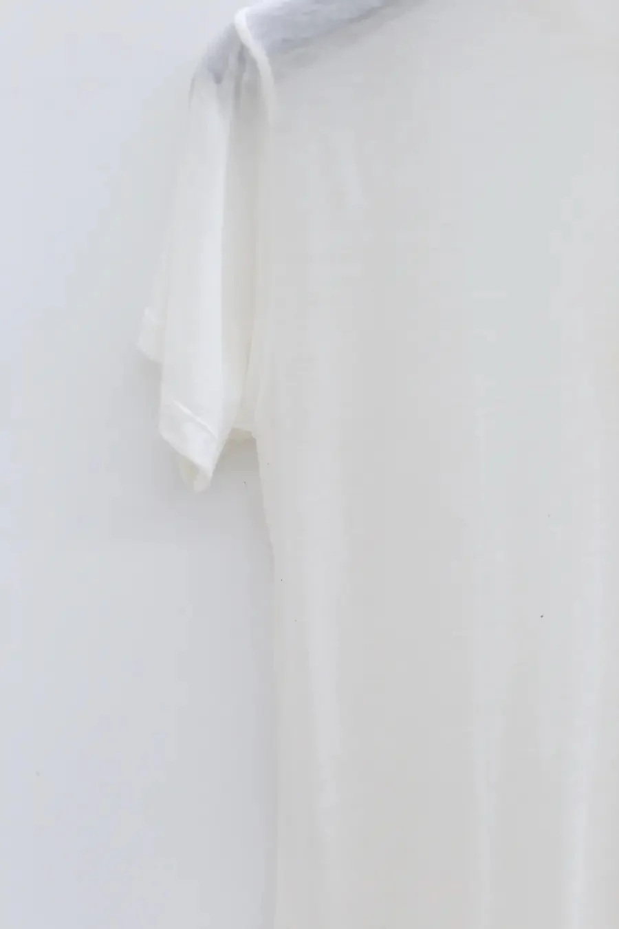 BASERANGE Classic Bamboo Fiber Bamboo Cotton Slim Fit T-shirt Series Collection Round Neck Bottoming Shirt France BAS-TOCT-BL-000-UNDYED - Image 4