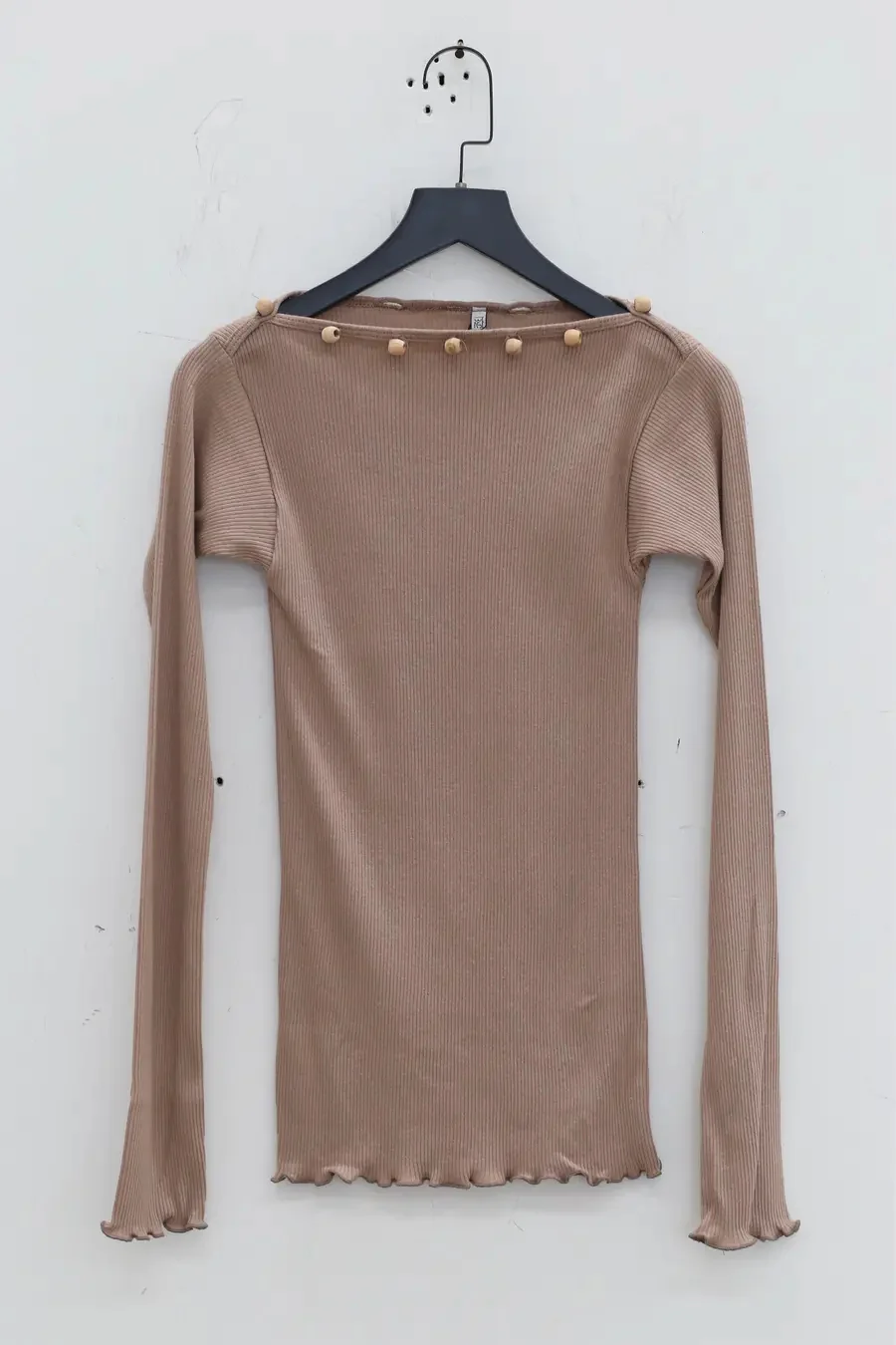 BASERANGE Taffeta Long Sleeve T-Shirt TOTVL-RC-AU23 Dehydrated Beige - Image 4