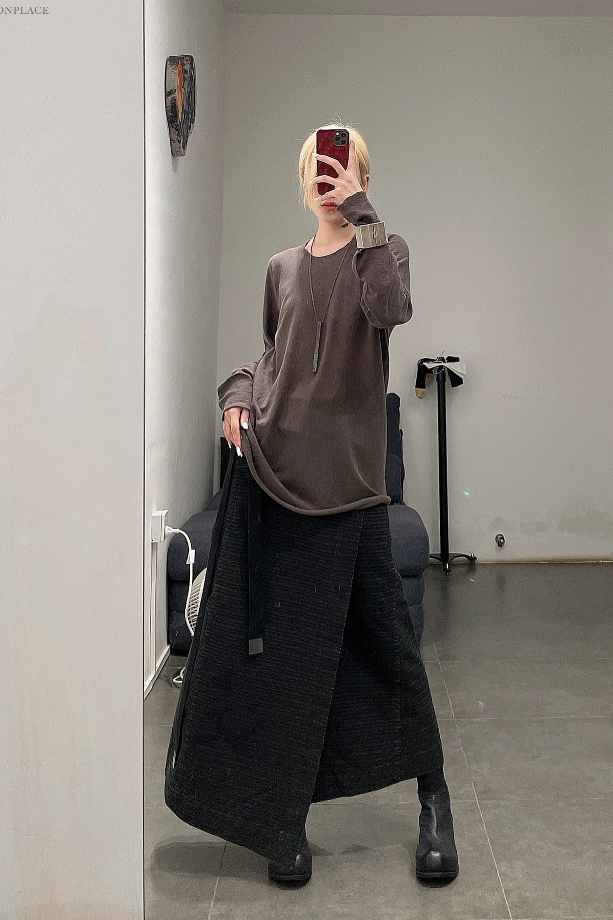 BORIS BIDJAN SABERI Apron SS22 WORKER1 F1603D Black - Image 15