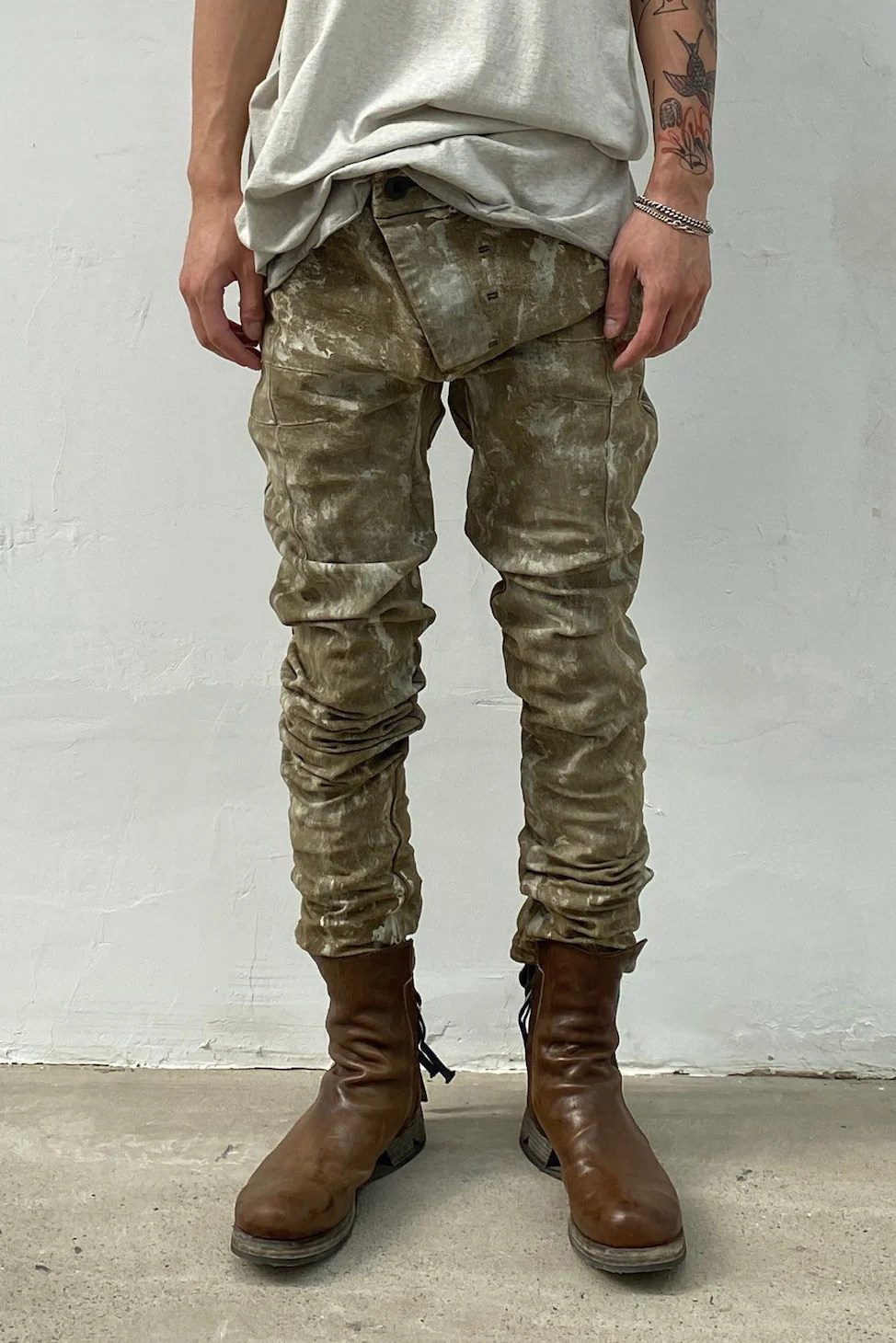 BORIS BIDJAN SABERI 胶染弯刀裤 P13 THGHT FIT FKU10001  3 - Image 9