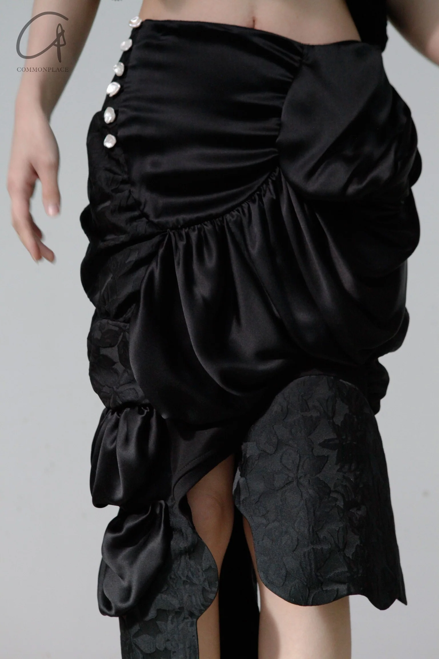 CAROLINE HU SS21SM01BK Silk lace dress with pockets - Image 3
