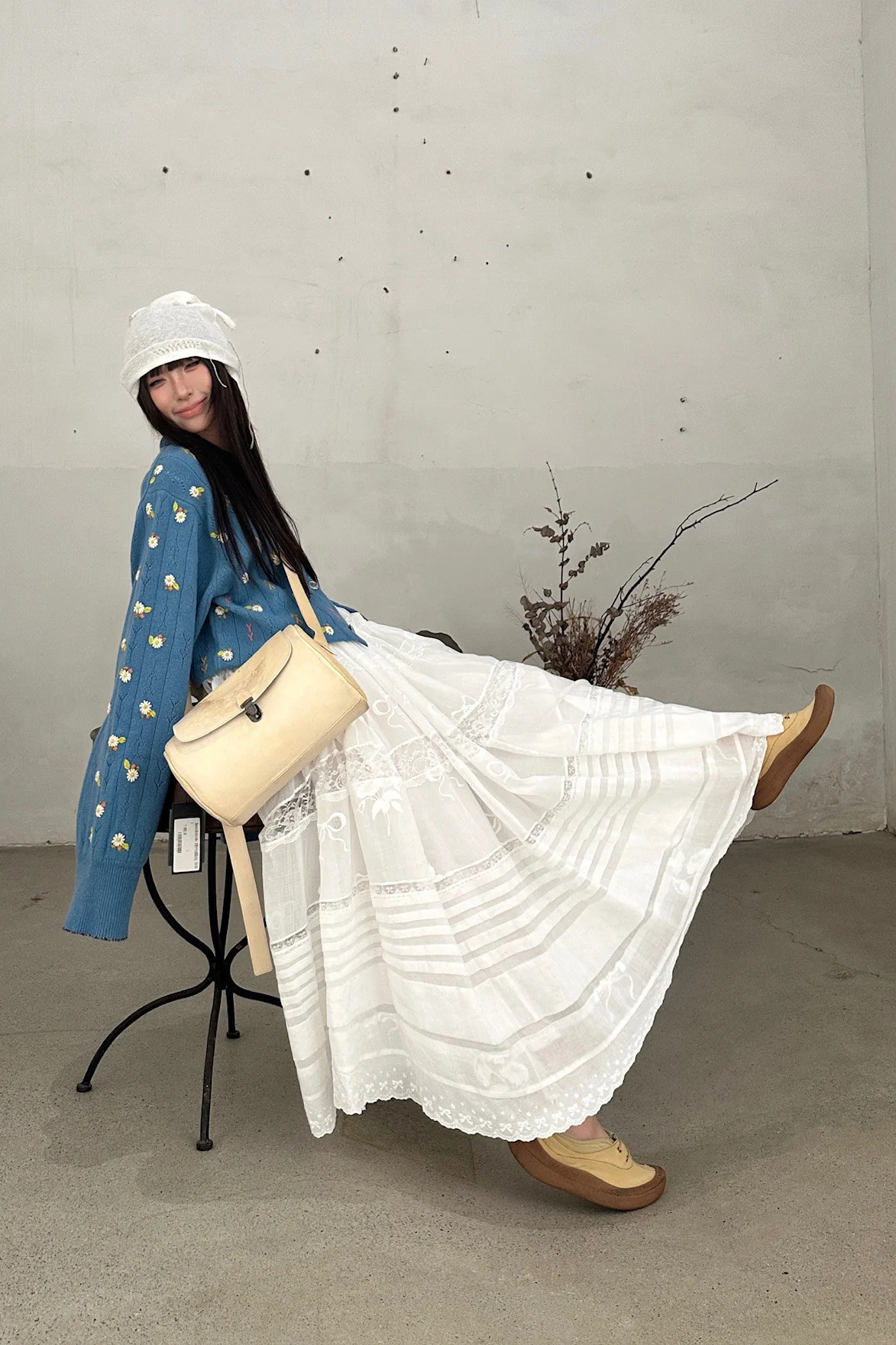 CAROLINE HU Bow Flower Embroidery Linen Lace Suit CH-CHSS24SK09-BAI Skirt CHSS24SK09 - Image 8
