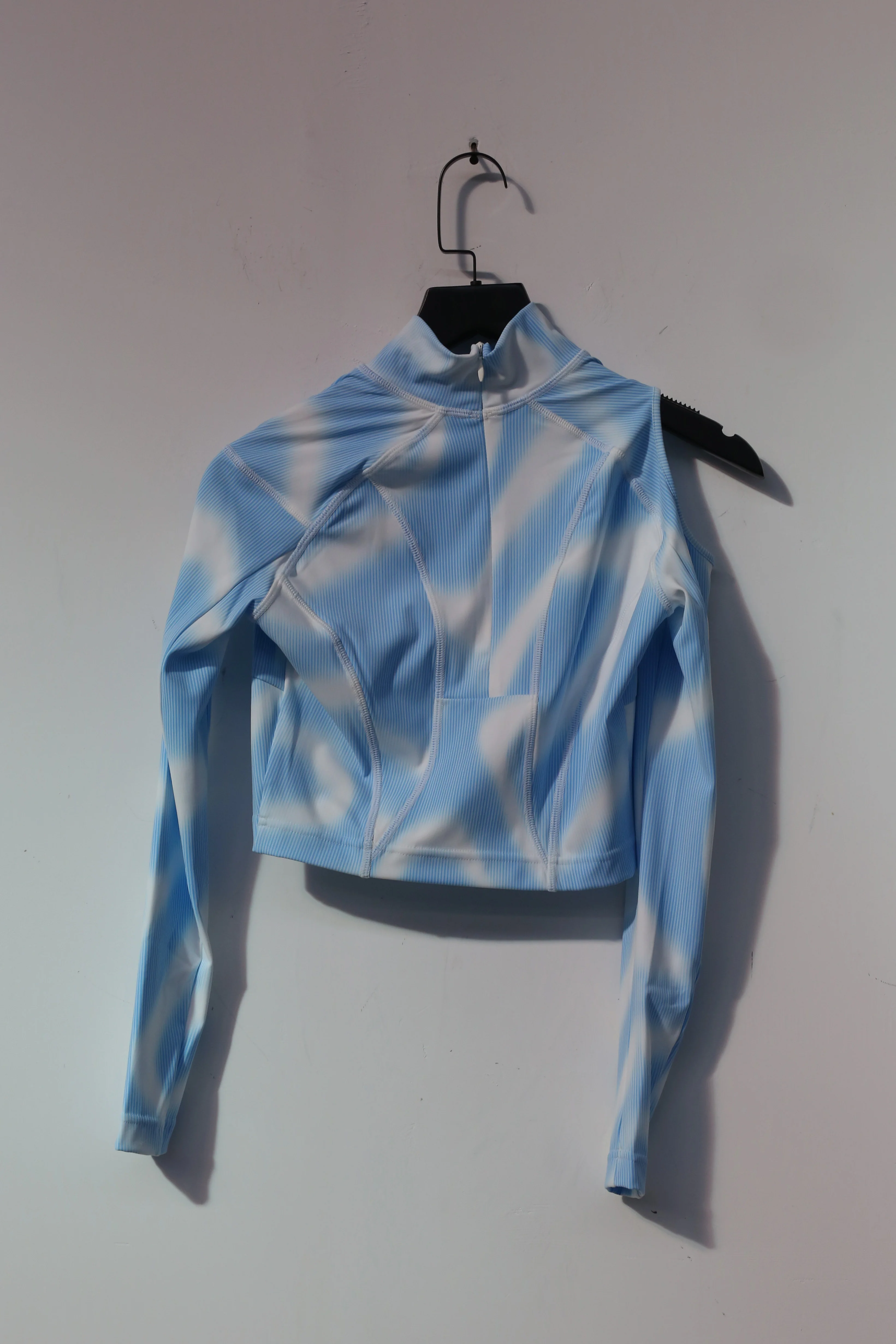 CHENPENG Water Wave Performance Stretch Top CP21AWS007CPC412 Corrugated Blue - Image 5