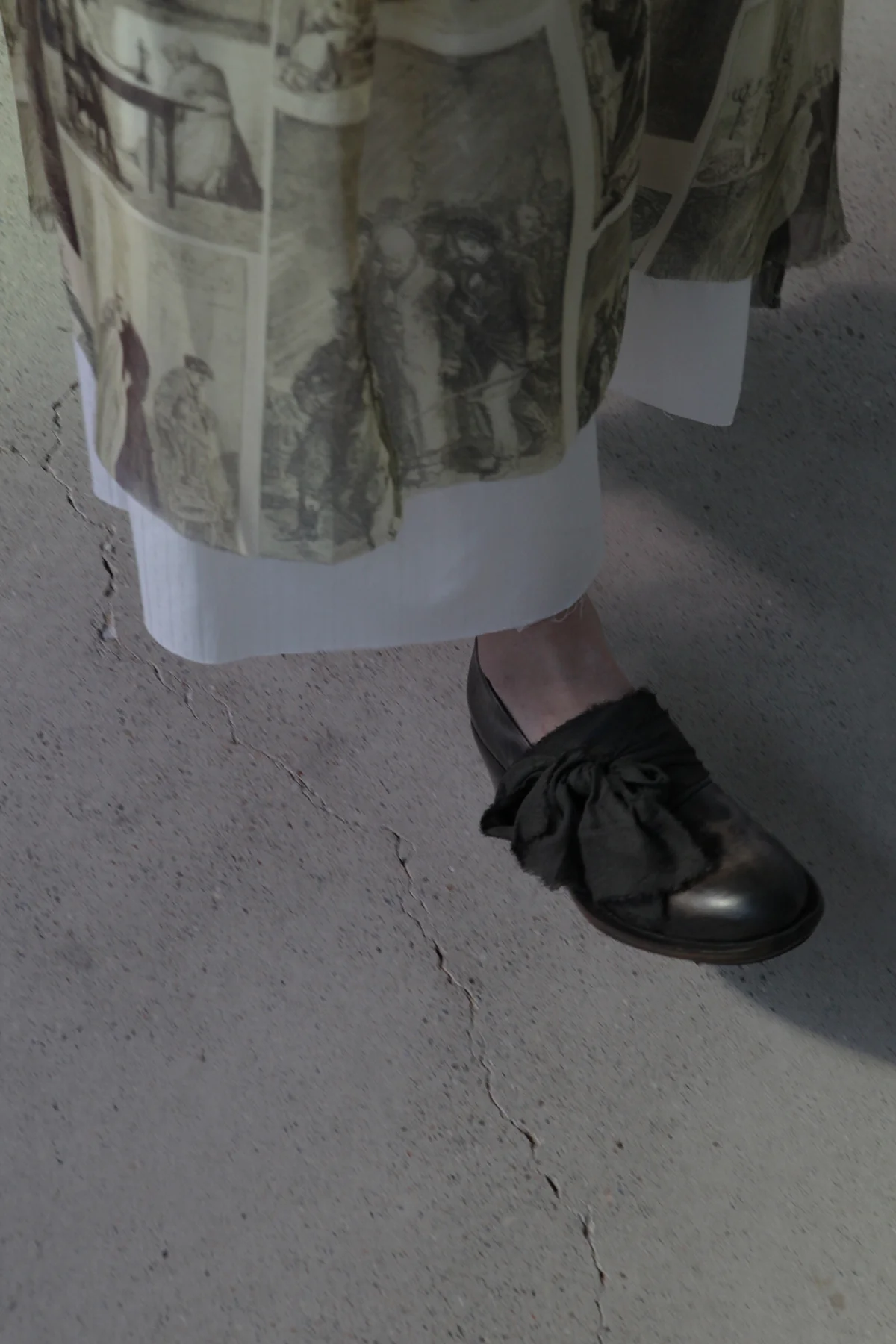 Cherevichkiotvichki (05AW17) bleached waxed calfskin mid-heel boots CHE-05AW17-LI - Image 7