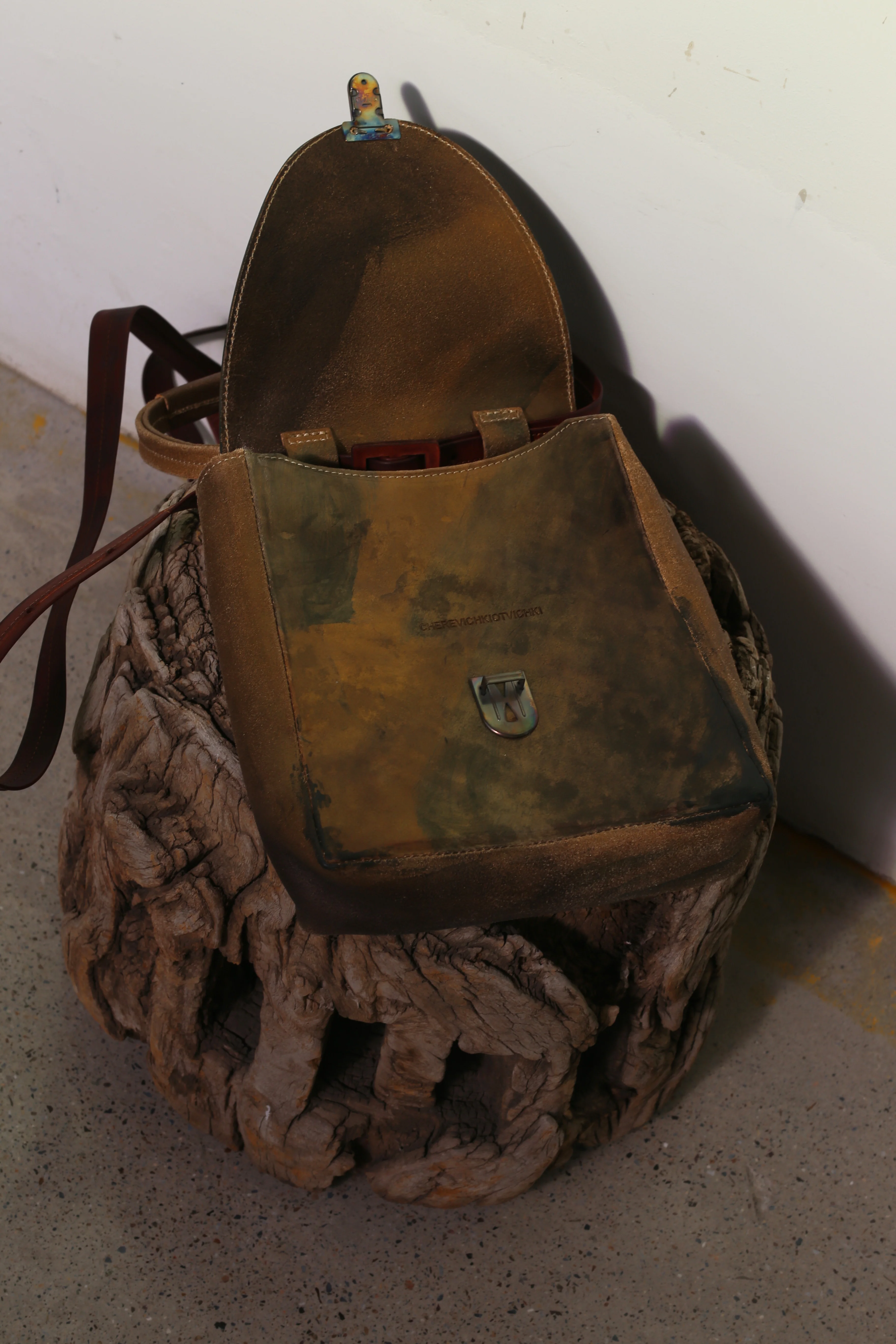 Cherevichkiotvichki 100-2020 mini rectangular lock bag - Image 5