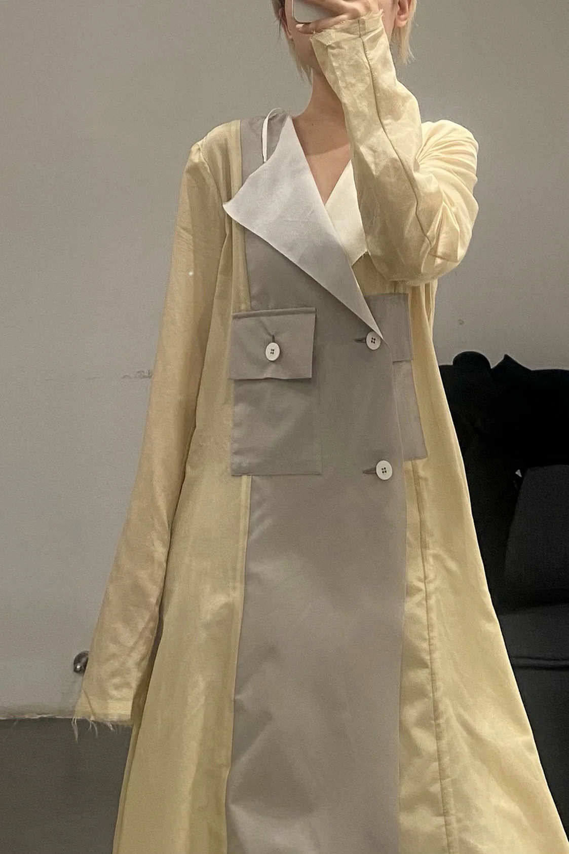 Cherevichkiotvichki 101SS19-B deconstructed glitter jacket - Image 10