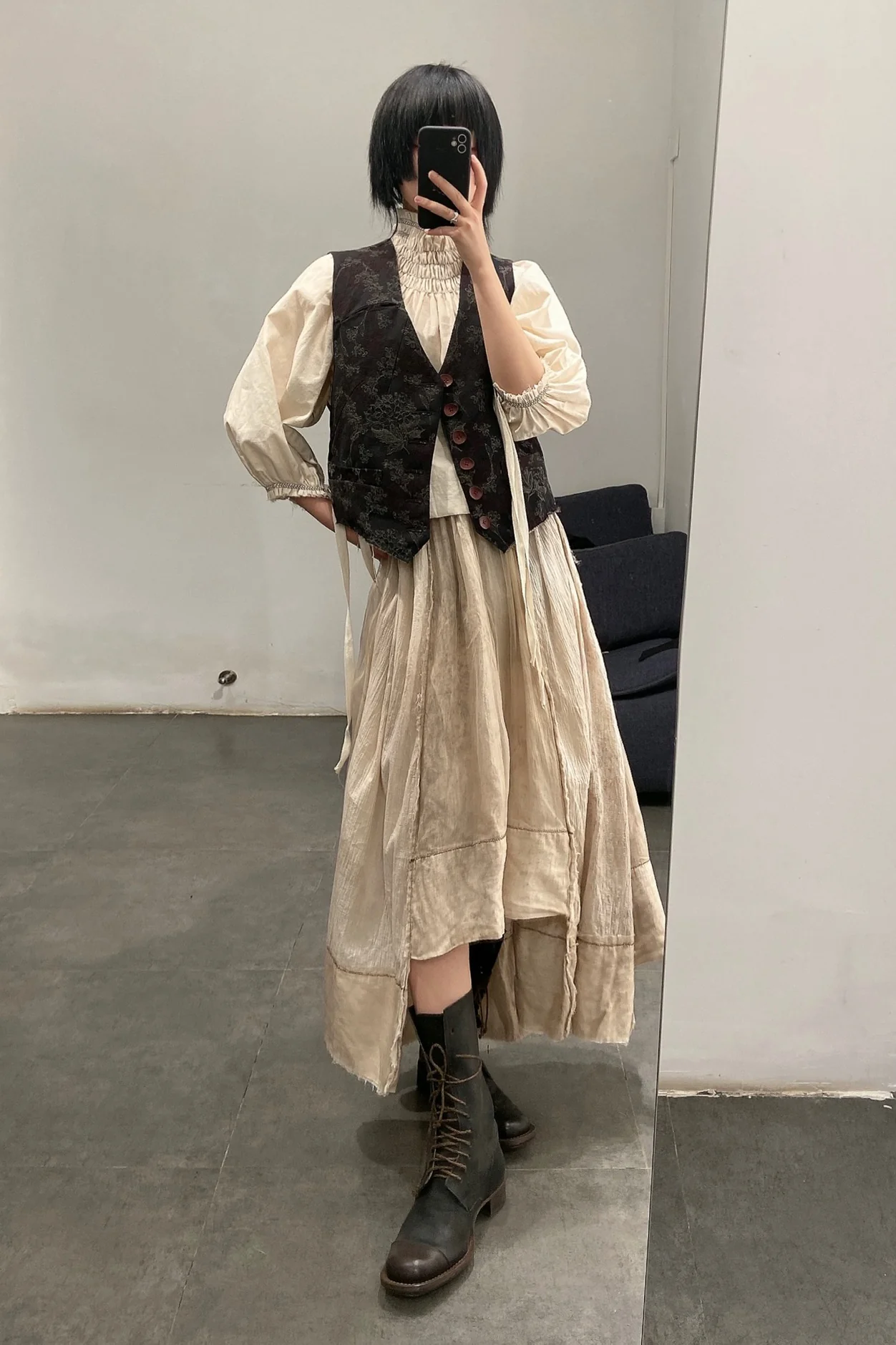 Cherevichkiotvichki 10AW19 square toe lace-up boots - Image 19