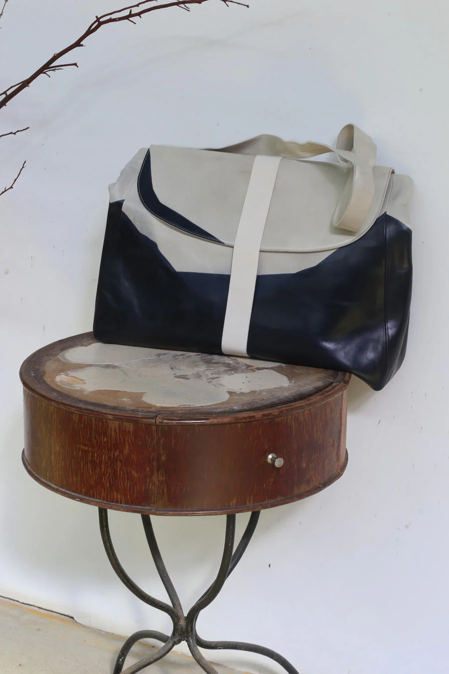 Cherevichkiotvichki 64SS18 extra large stretch bag