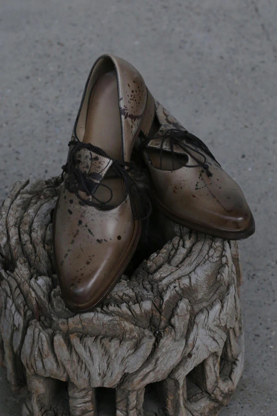 Cherevichkiotvichki bandage pointed leather shoes 51-2020 - Image 5