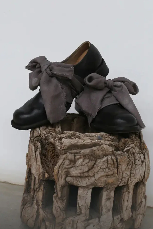 Cherevichkiotvichki 01 series silk lace-up square toe derby shoes handmade in the UK 01AW19 oyster black - Image 2