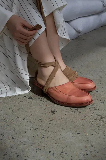 Cherevichkiotvichki 15 series silk strap mosinka closed toe slippers CHE-15SS17-TSHONG faded red - Image 7