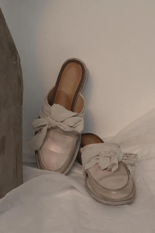 Cherevichkiotvichki 15 series silk strap mosinka closed toe slippers CHE-15SS17-ZBAI dirty white - Image 11