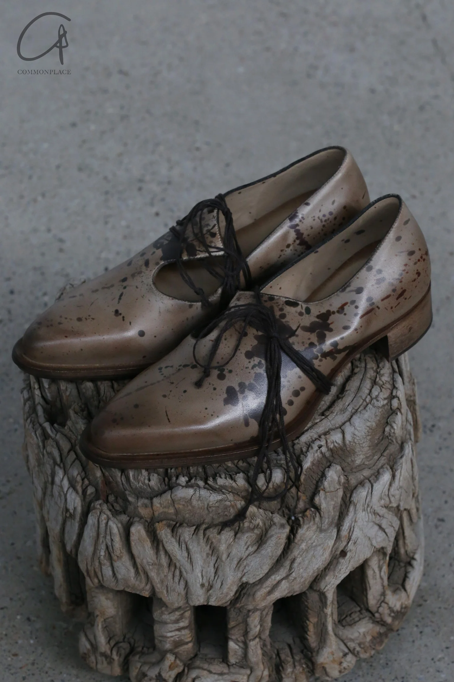 Cherevichkiotvichki classic pointed toe derby silk lace-up low-top shoes Lithuania ancient French CHE-01SS18-PMHUARAN hand-painted ink flower dyeing - Image 9