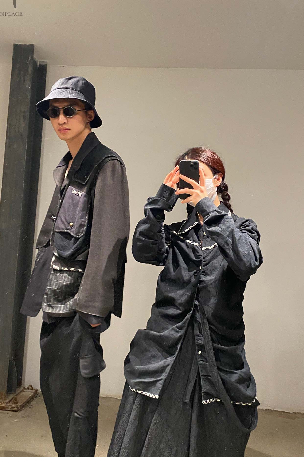 communs black pleated shirt SS22 C115 - Image 12