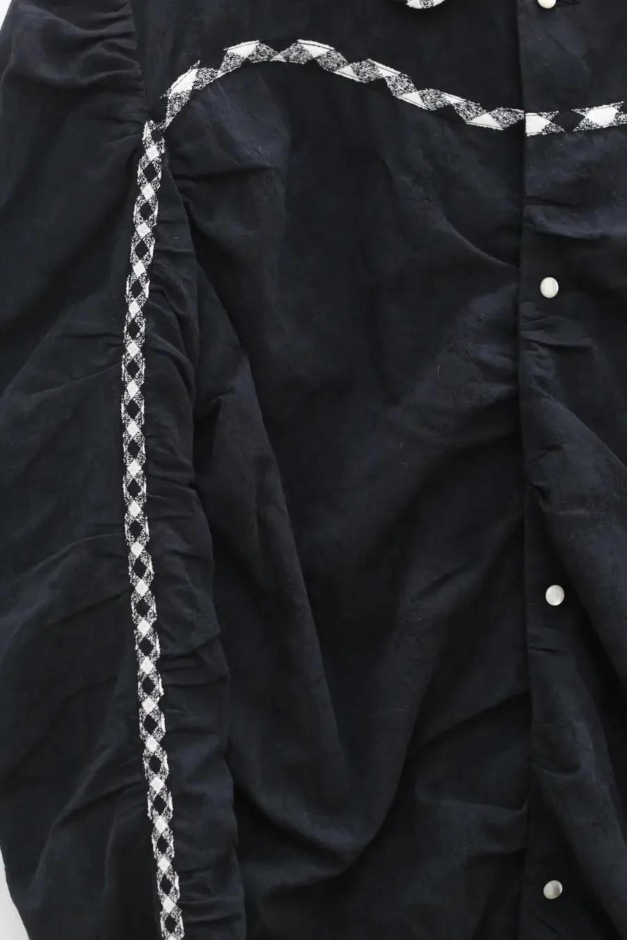 communs black pleated shirt SS22 C115 - Image 8