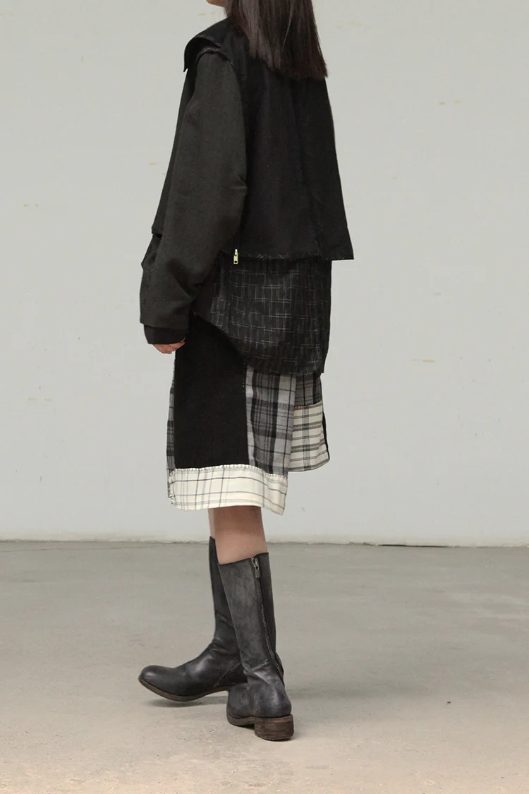 COMMUNS patch asymmetric shorts SS21-P121B - Image 7
