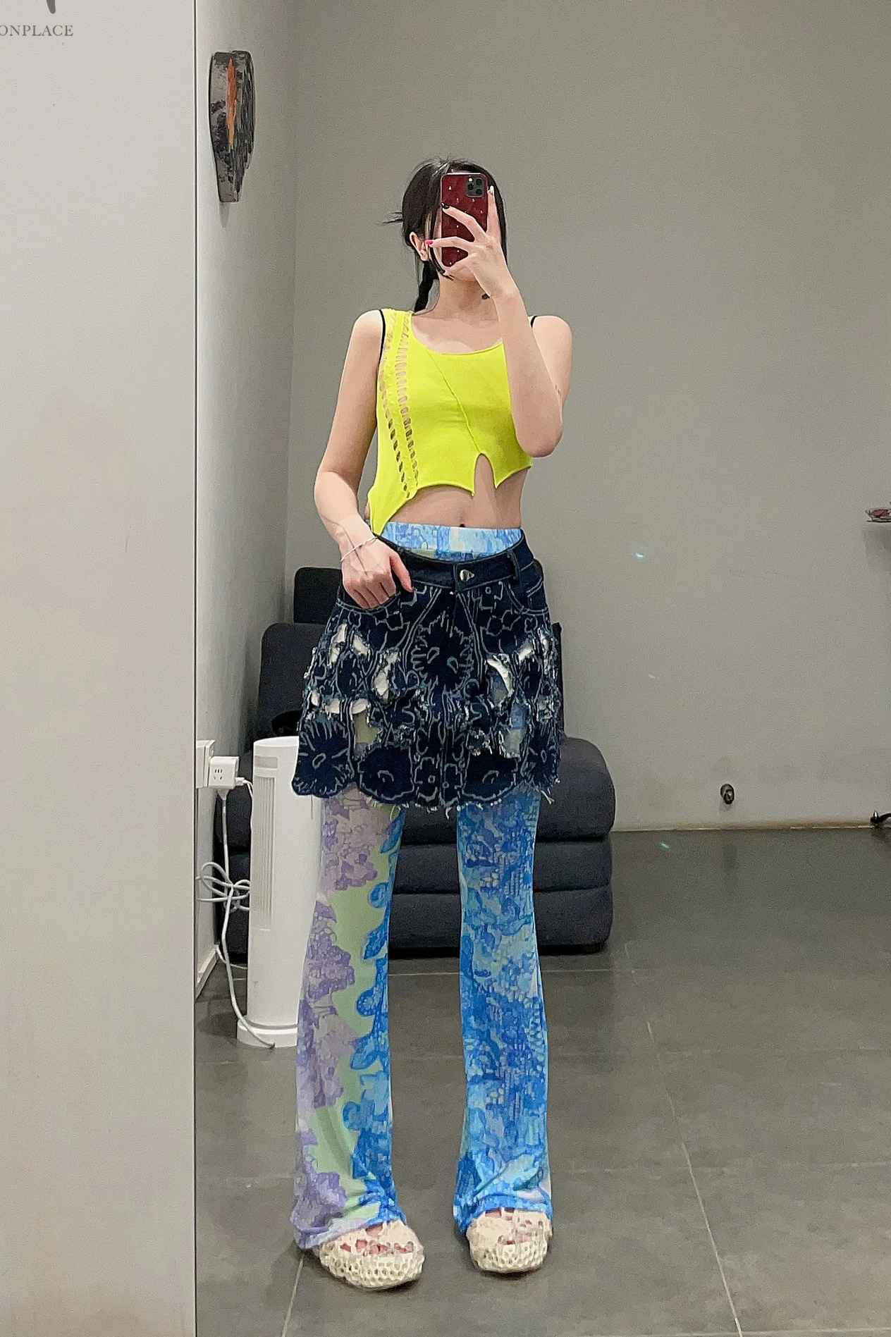 CONSTANÇA ENTRUDO laser cut floral print denim miniskirt SS23_SKI08 - Image 15