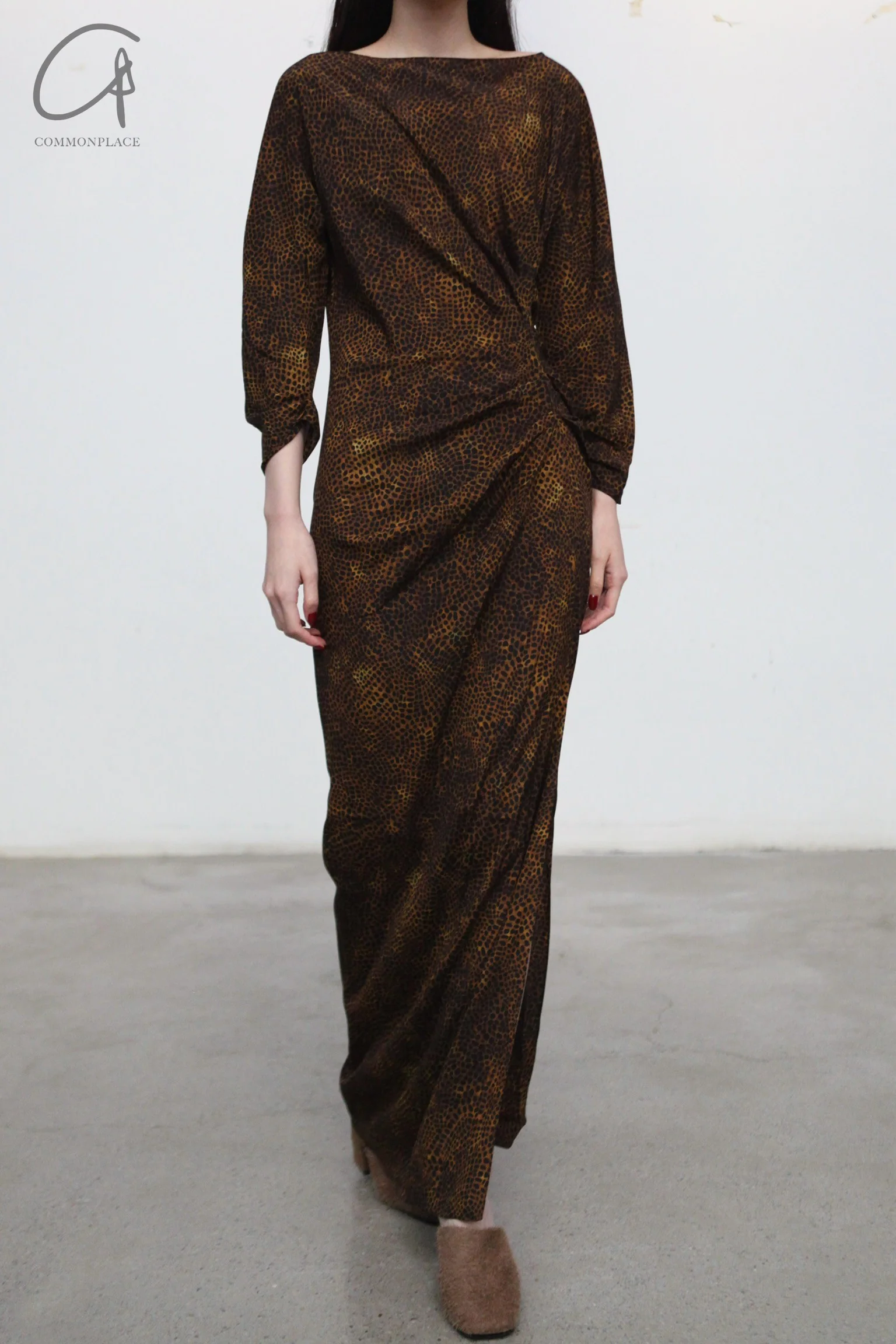 Cortana 24 Autumn and Winter CAREY Dress/Gloves Spain CTN-A-3781-DWYH Cortana 24 Autumn and Winter CAREY Dress/Gloves Spain CTN-A-3781-DWYH Animal Print Dress - Image 4