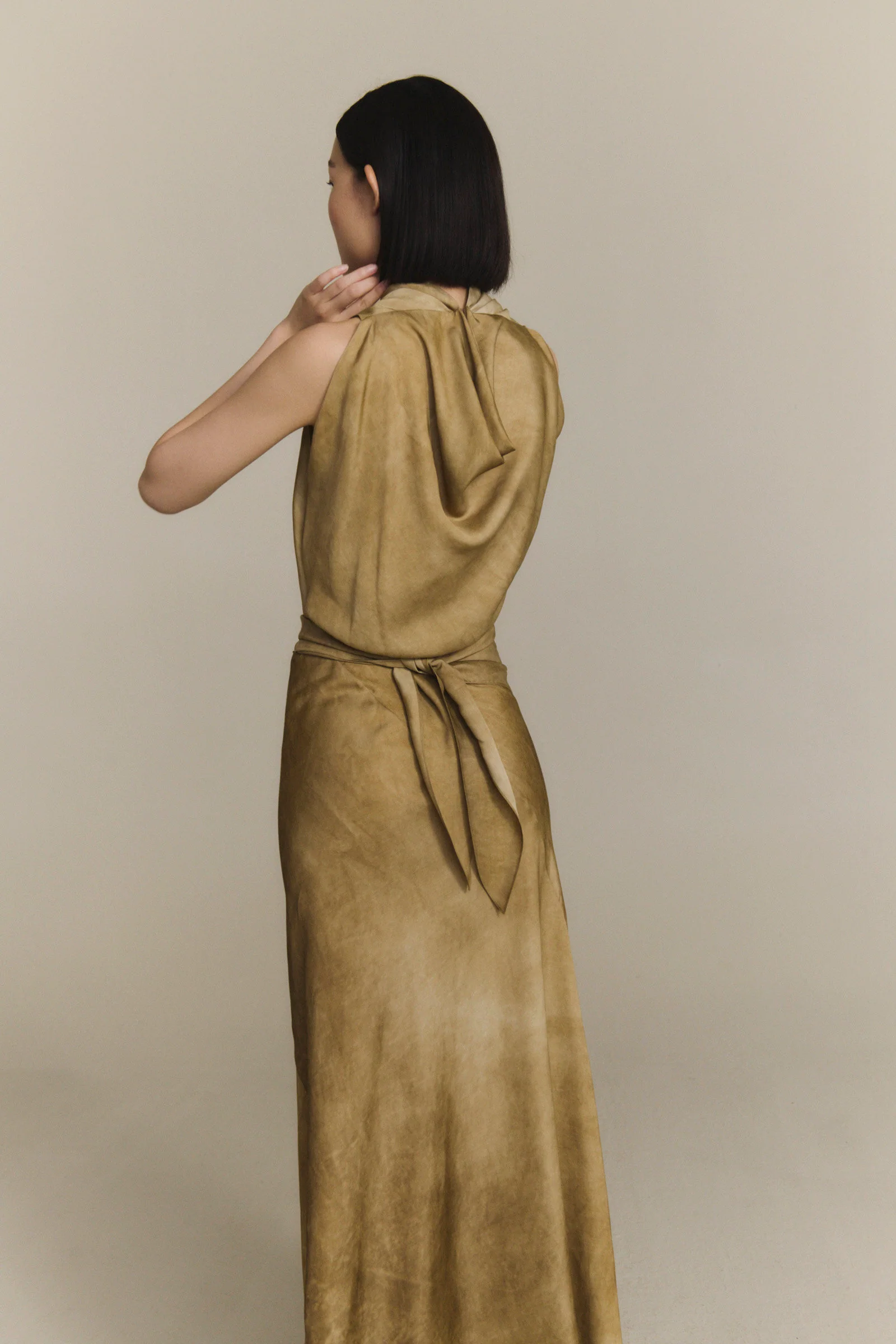 Cortana 25 Early Autumn Opal Dress, Spain, CTN-PS26-A3857-FADE BRONCE - Image 4