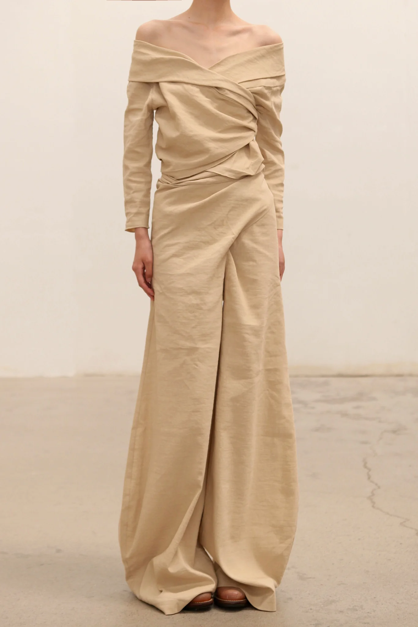 Cortana 25 Early Spring MITE Top/Pants CTN-PS25-A4326-BEIGE Pants (A4326) - Image 6