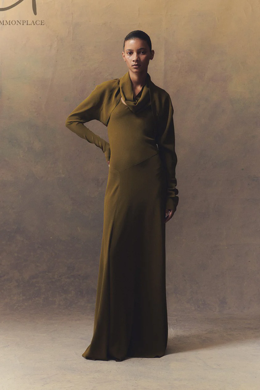 cortana Georgian dress A-3729 moss green - Image 13