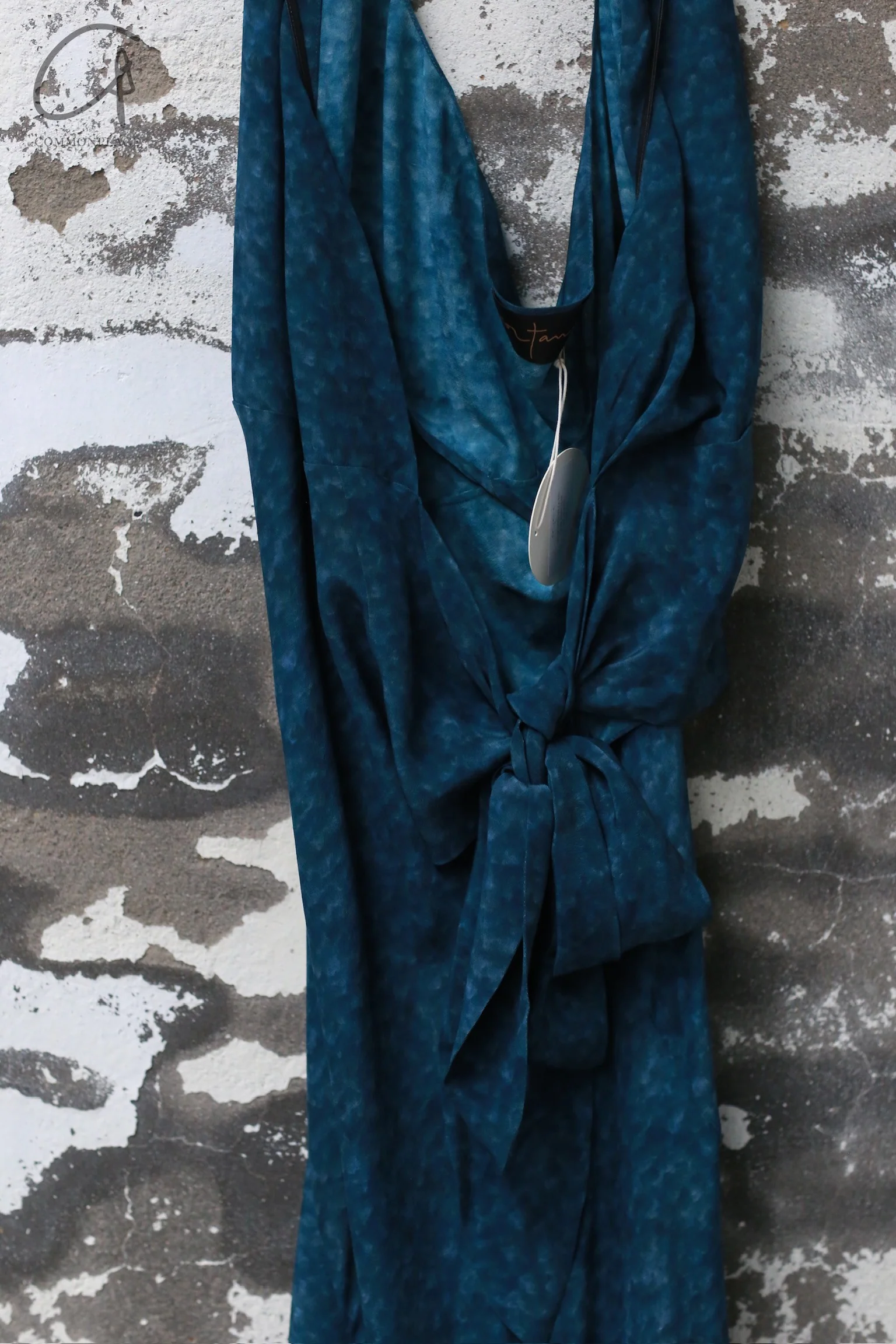 Cortana Print Halter Dress CTN-A-3751-TOKYO - Image 3
