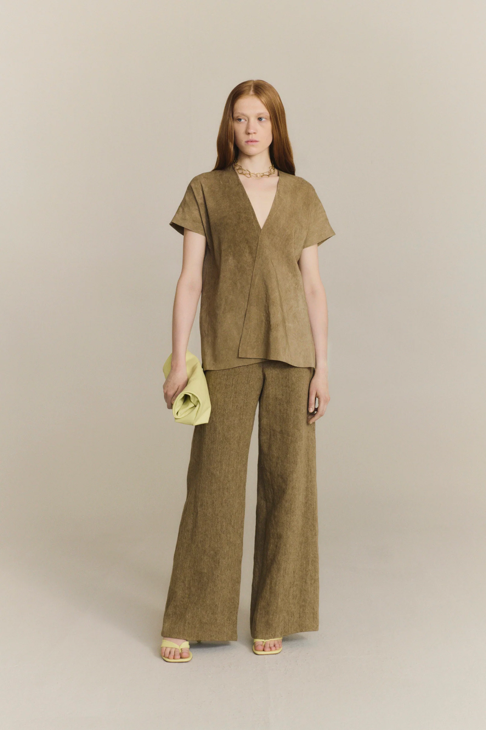 Cortana Spring/Summer 2026 Collection: Cacia Trousers/Tops/Jackets/Pants (Spain) CTN-PS26-A0600-FADE OAK Top (A0600 A1362 A4384) - Image 9