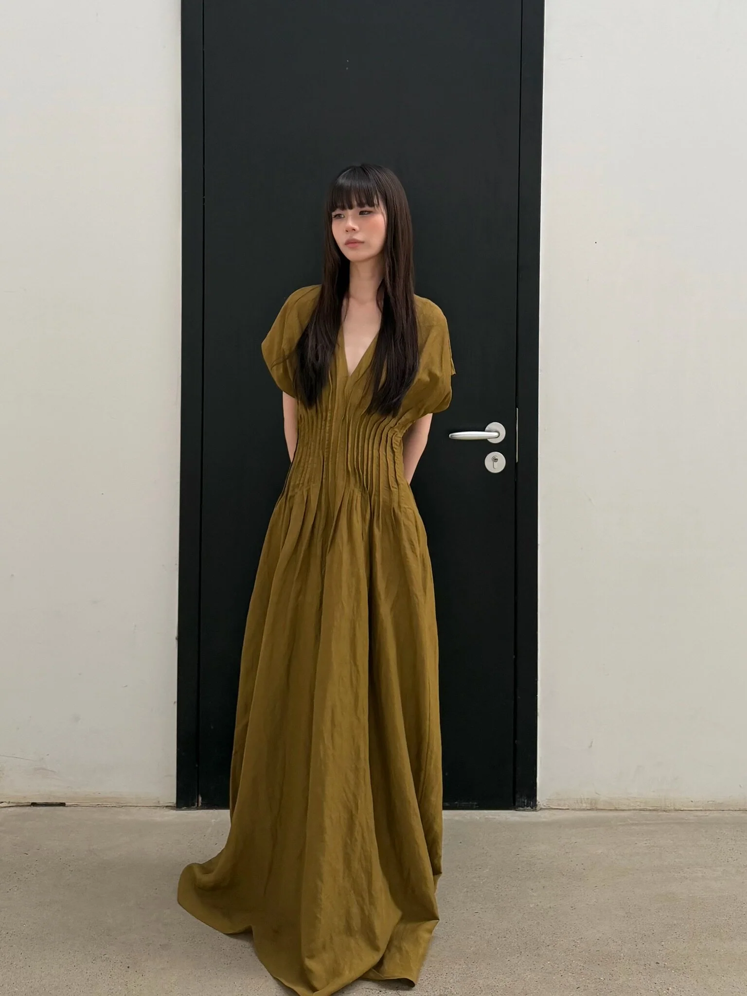 Cortana SS26 Elena Dress CTN-SS26-A3870-Olive Green - Image 13