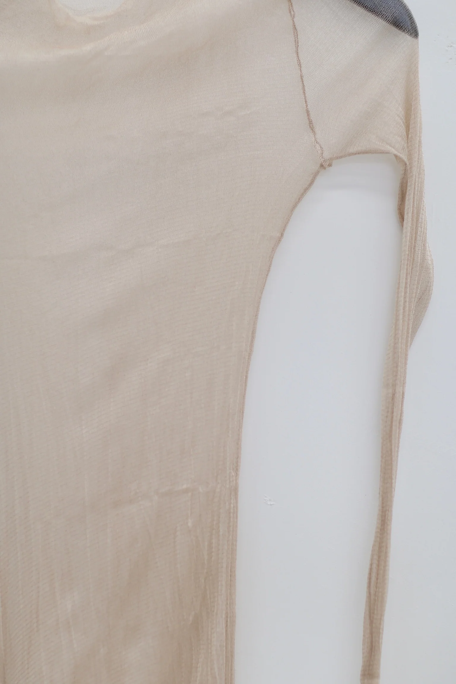 Cortana classic round neck tulle top series CTN-A-0068-MB off-white - Image 3