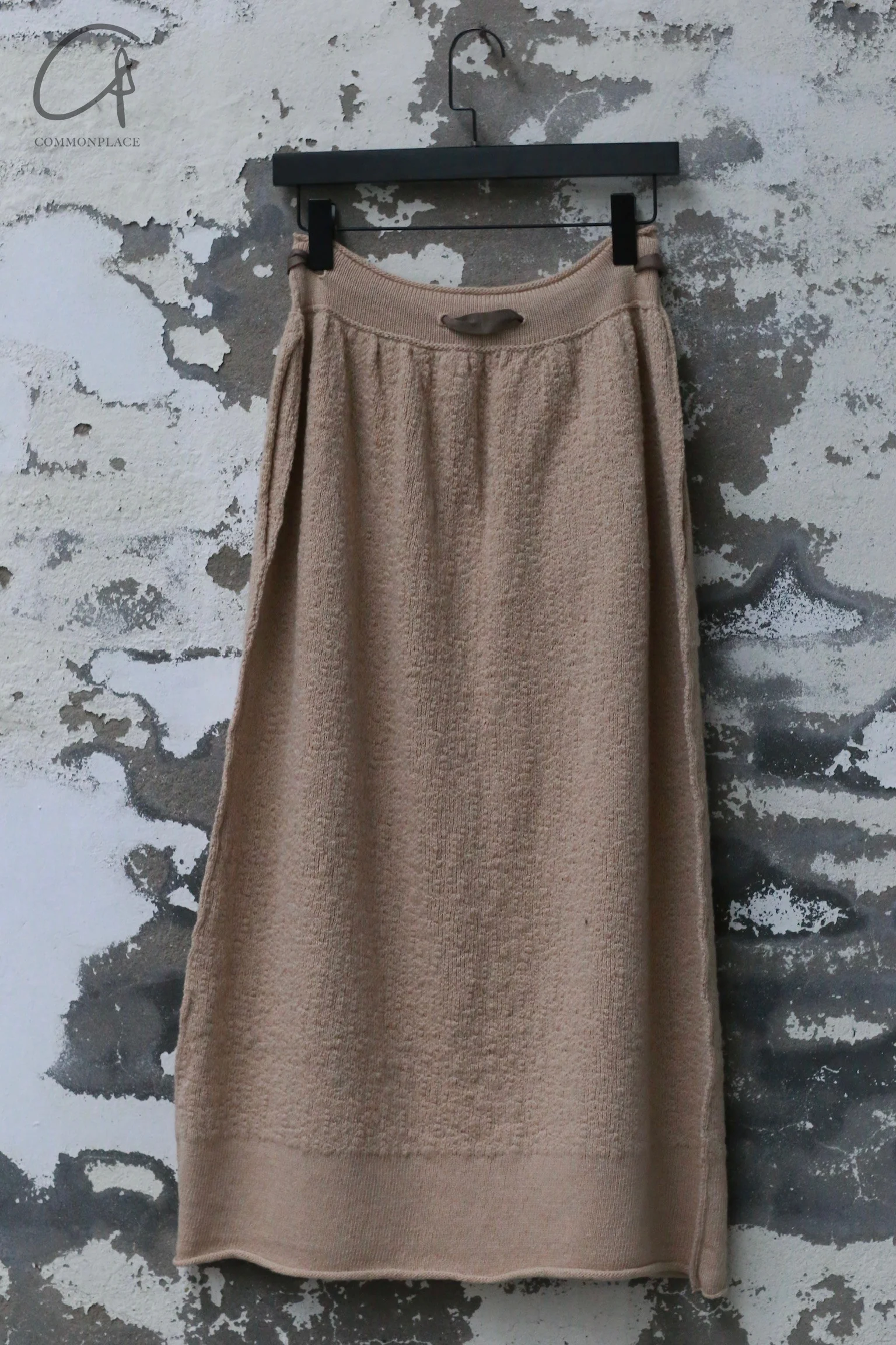 Daniel Andresen 24 autumn and winter camel hair skirt with pockets and belt, handmade in Belgium, DA-ENDRO-ALBINO - Image 4
