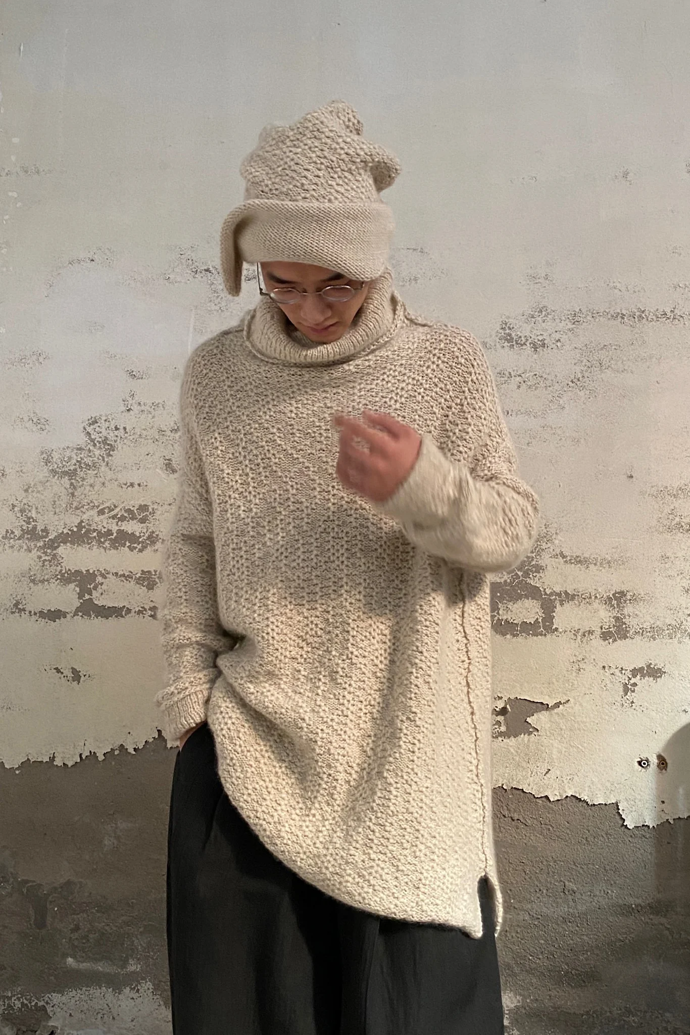 Daniel Andresen beanie BESSERA ECRU (2 pure yak down beige) (PDA100) - Image 6