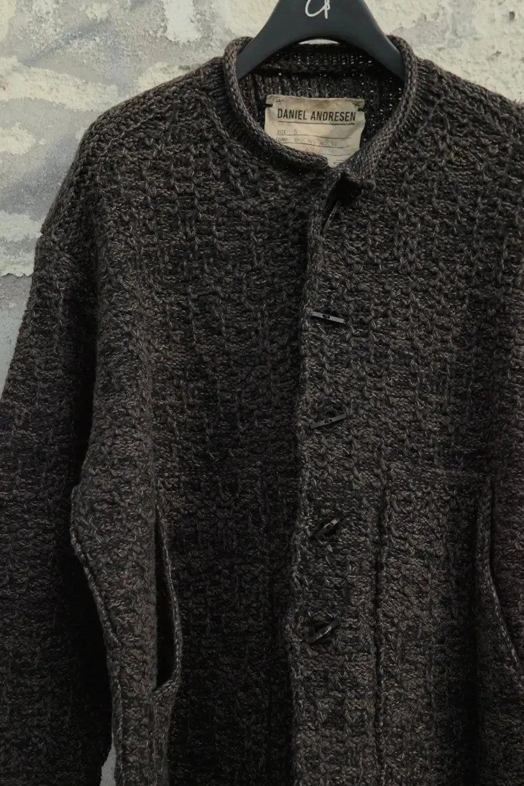 Daniel Andresen round collar button placket virgin wool linen sweater jacket pure handmade DA-@67-HZH gray, brown and black - Image 2