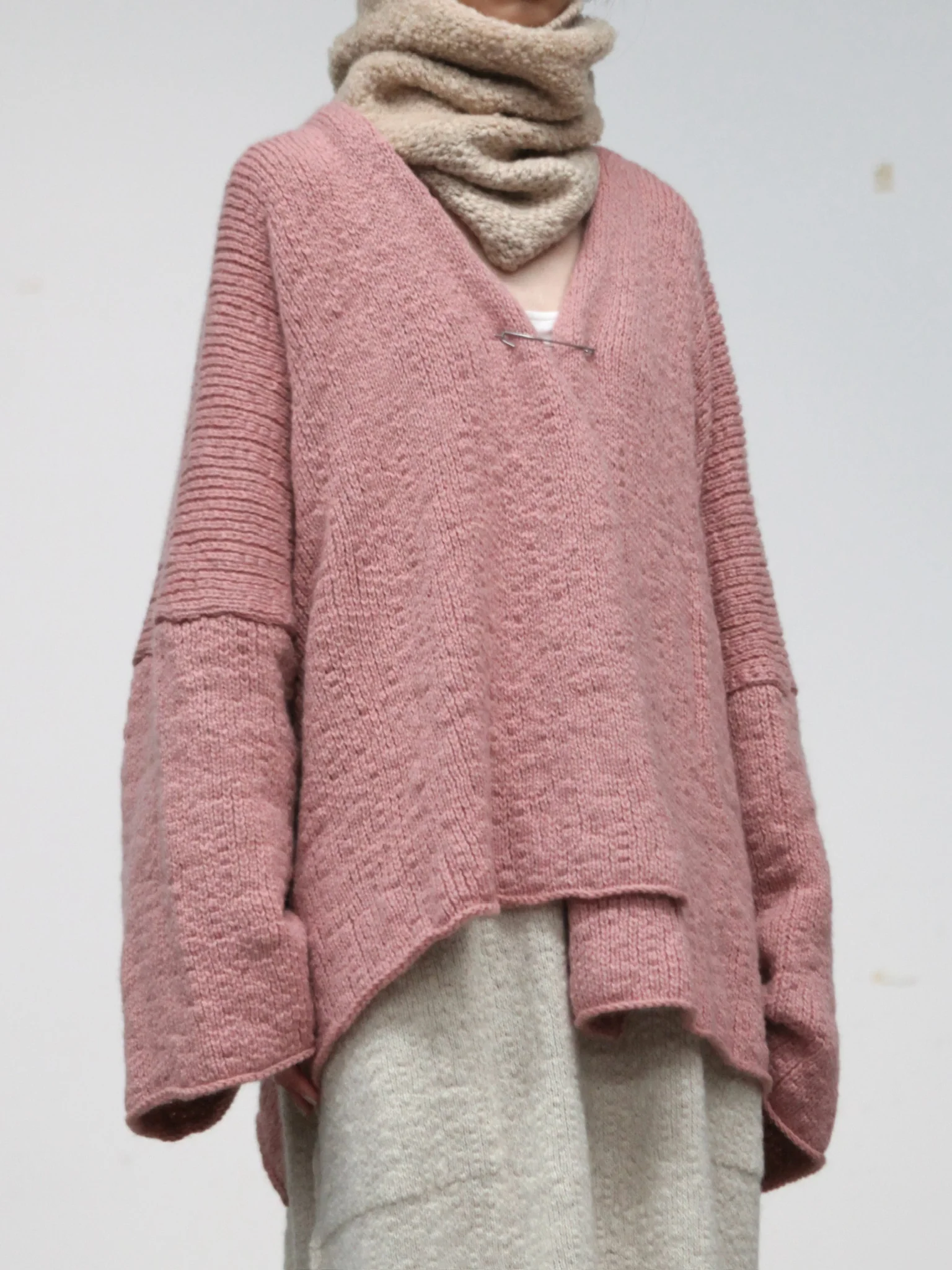 Daniel Andresen Fall/Winter 2025 Camel Hair Scarf, Belgian Knitwear DA-camassia-albino - Image 7
