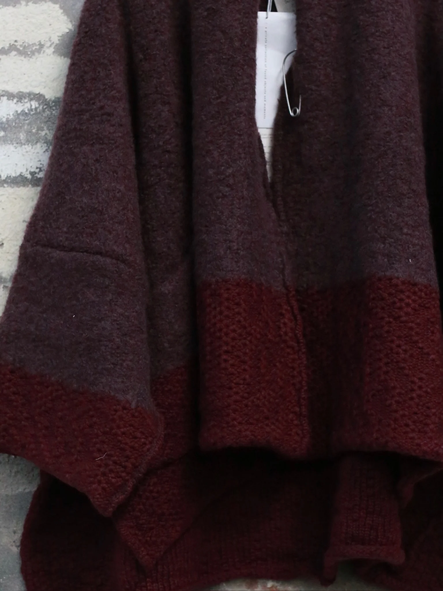 Daniel Andresen Fall/Winter 2025 Color-blocked Short Chunky Knit Robe Cashmere Sweater, Warm, Belgium DA-amur-burgundy - Image 6