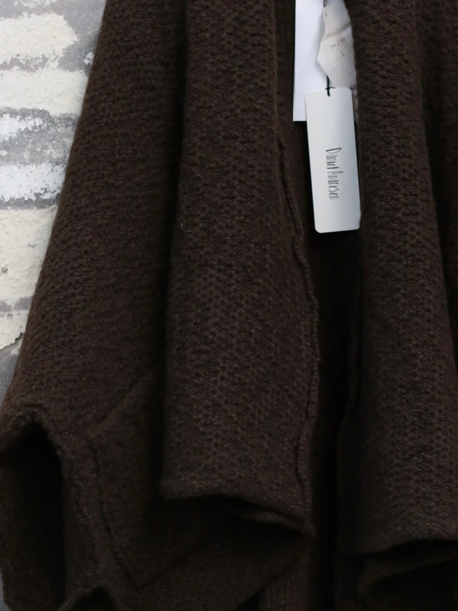Daniel Andresen Fall/Winter 2025 Extra-loose Kimono-sleeved Knit Jacket in Yak Wool (DA-radish-chocolate) - Image 8