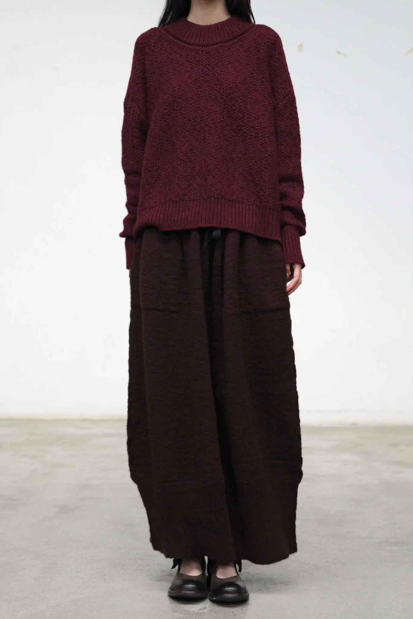 Daniel Andresen Fall/Winter 2025 Loose-fitting Chunky Knit Cashmere Top, Soft, Belgian DA-browalia-merlot - Image 2