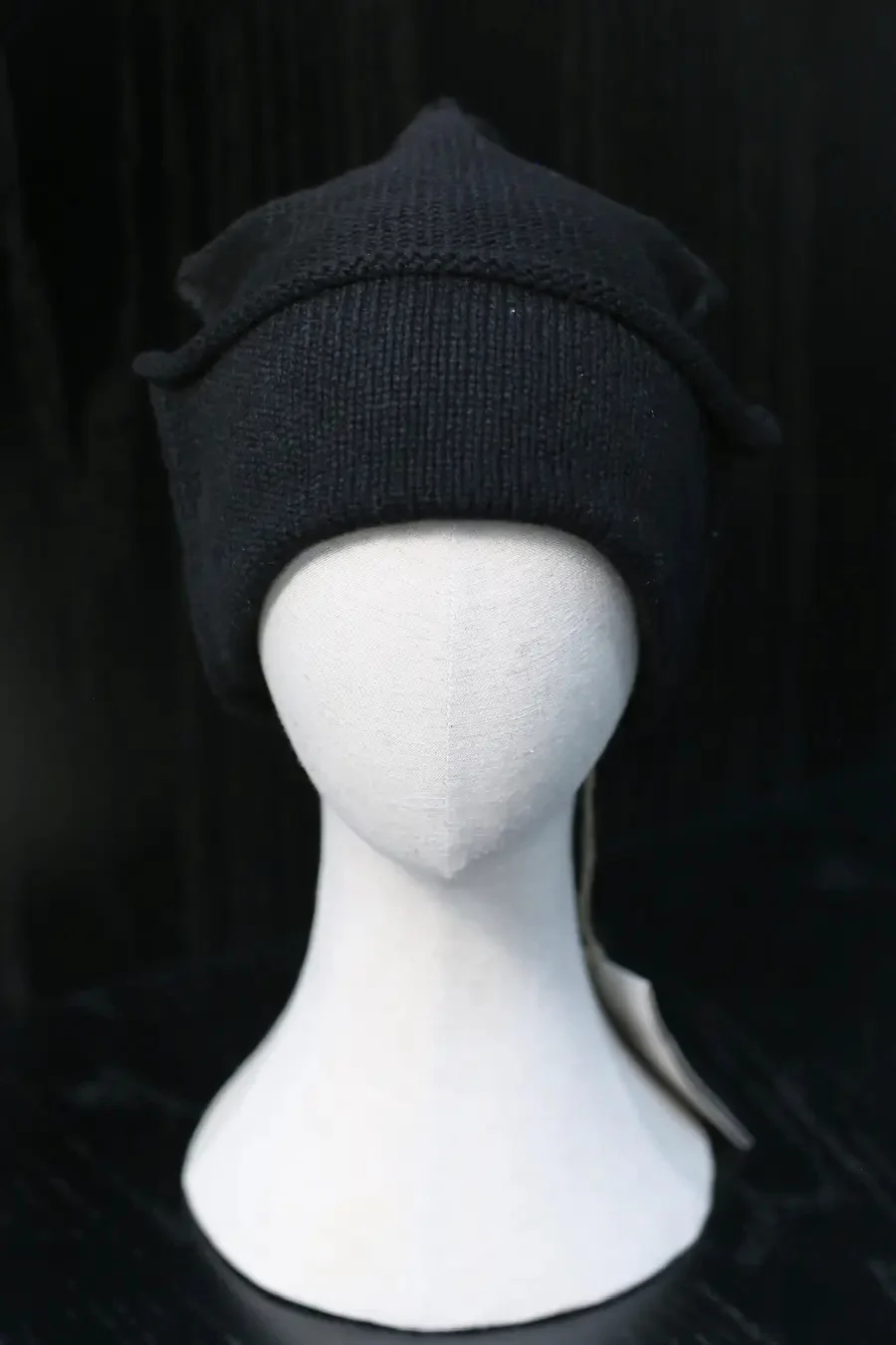 Daniel Andresen Helmet Shape Beanie #32 (10 Pure Cashmere Black) (PDA100)